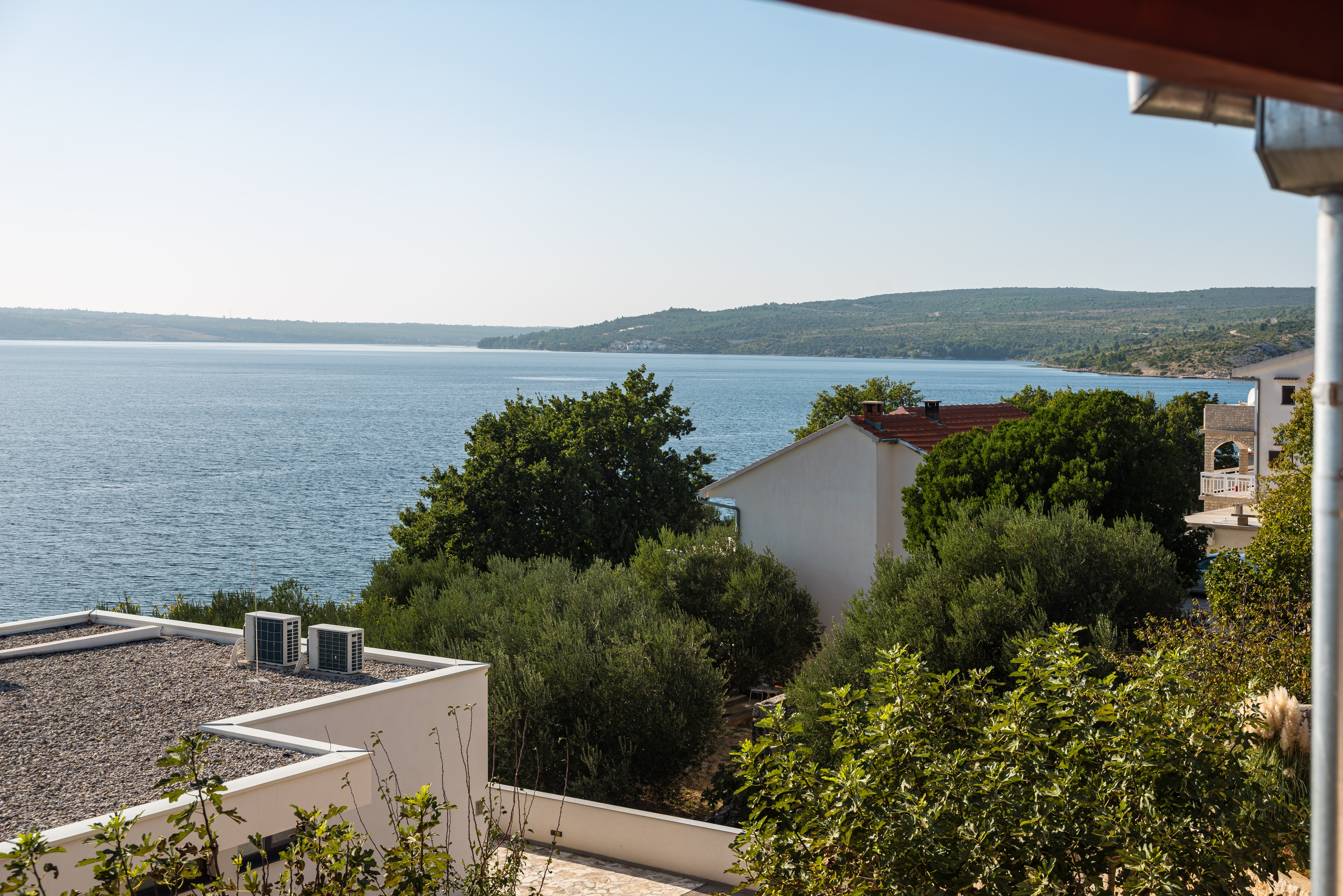 Three bedroom apartment near beach Maslenica, Novigrad  A-a