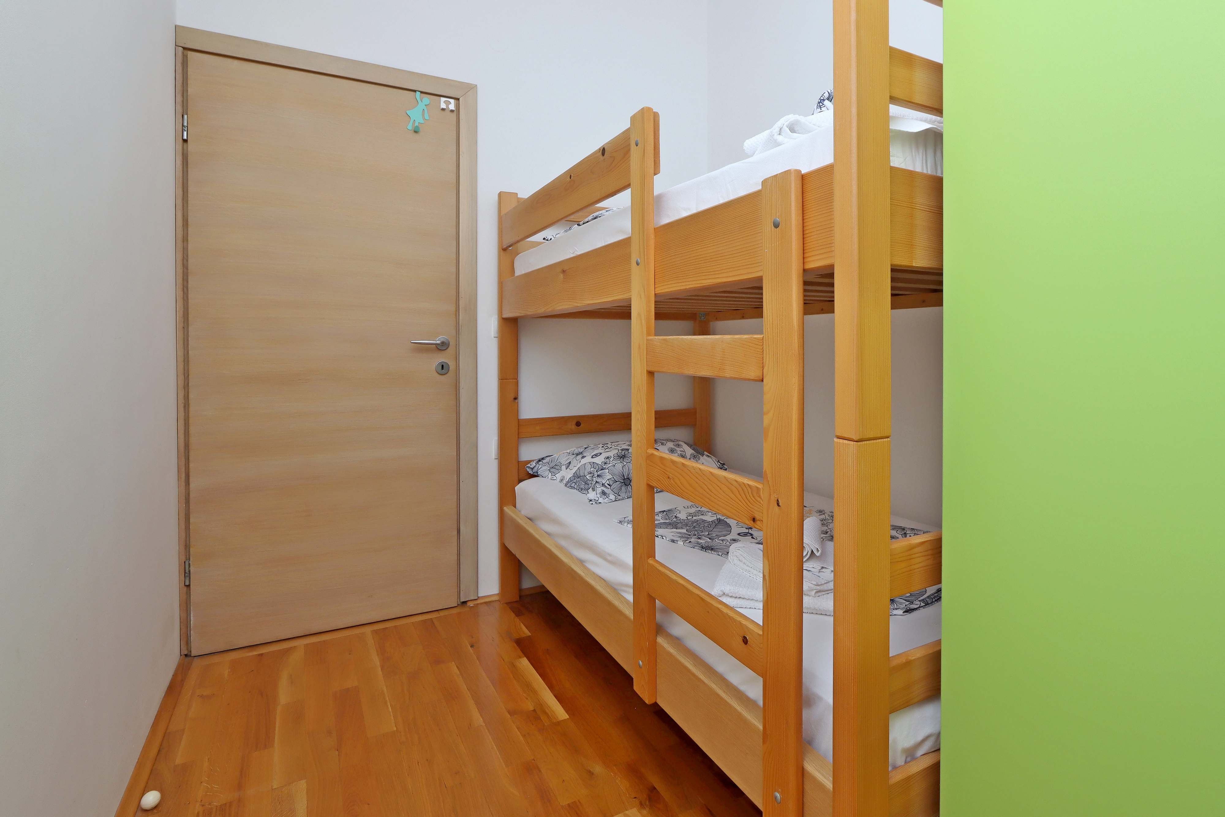 Two bedroom apartment with terrace and sea view Lun, Pag  A-a
