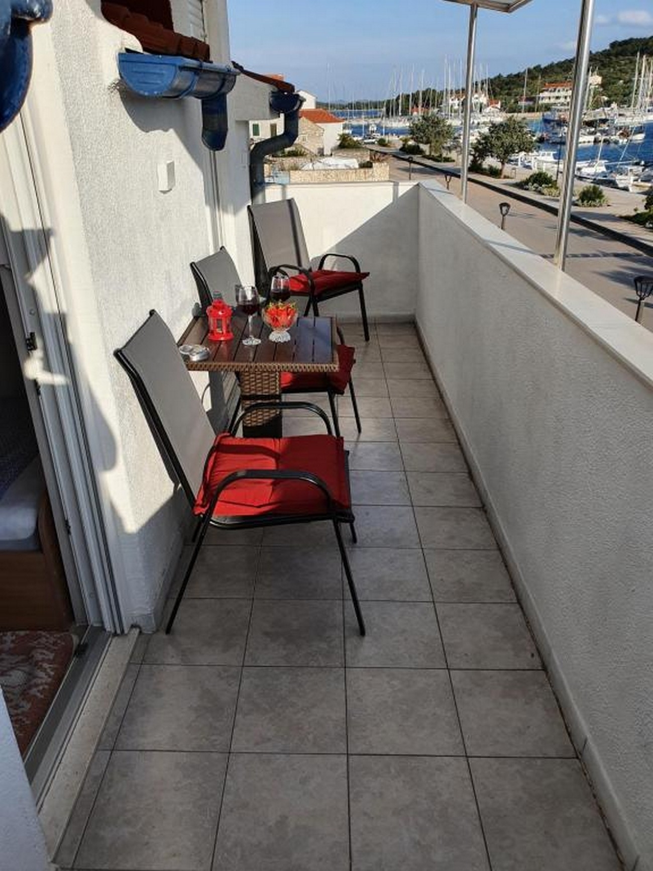 One bedroom apartment with balcony and sea view Jezera, Murter  A-a