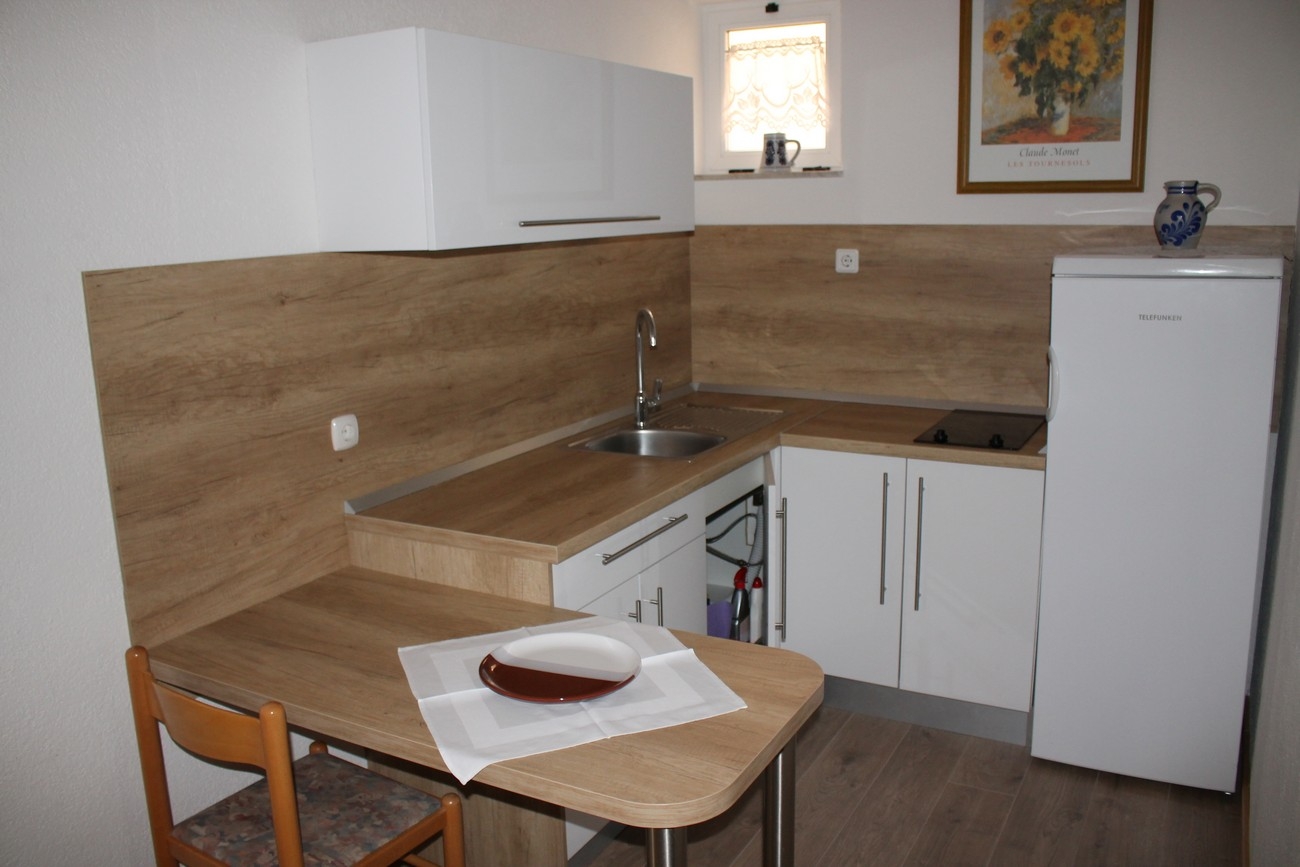 One bedroom apartment with terrace and sea view Makarska  A-a
