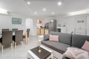 Appartements avec parking Novigrad - 21920