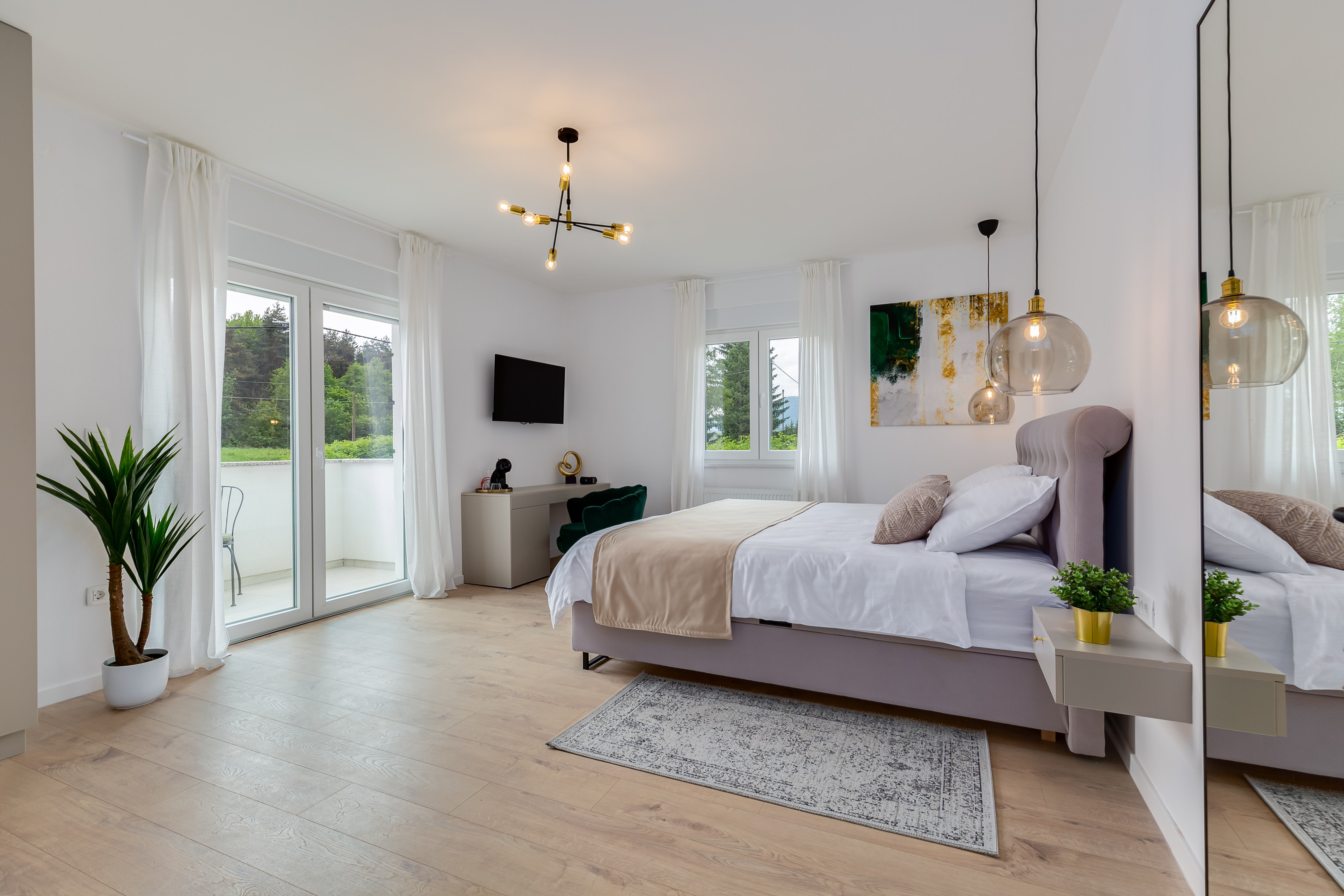 Room with balcony Grabovac, Plitvice (S-21931-a) Room with balcony Grabovac, Plitvice (S-21931-a)