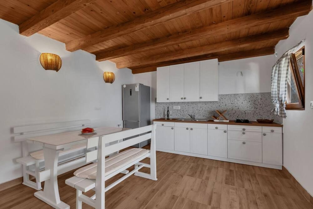 Top Hvar Didina Top Hvar Didina