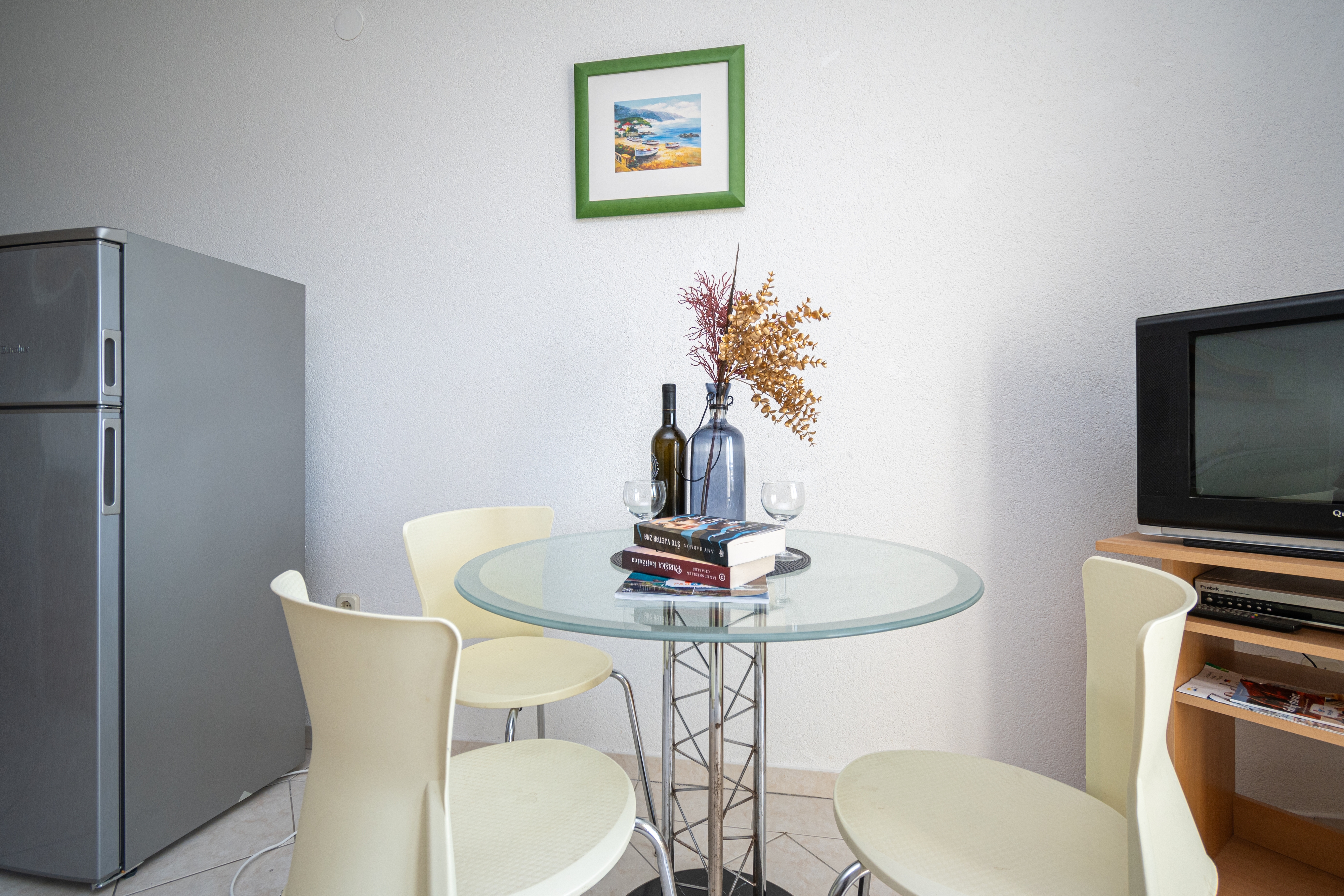 One bedroom apartment with terrace and sea view Ljubač, Zadar  A-a