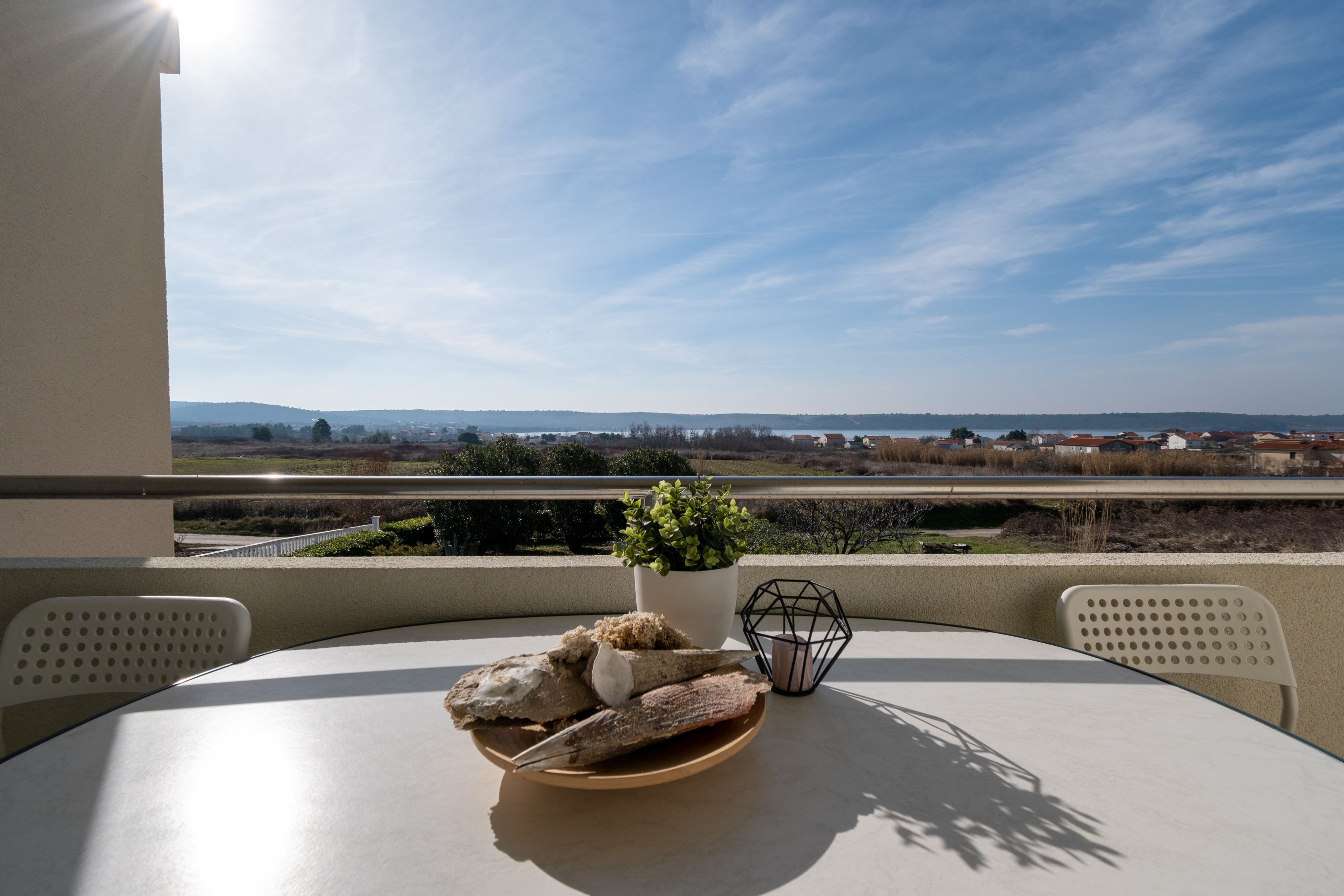 One bedroom apartment with terrace and sea view Ljubač, Zadar  A-a
