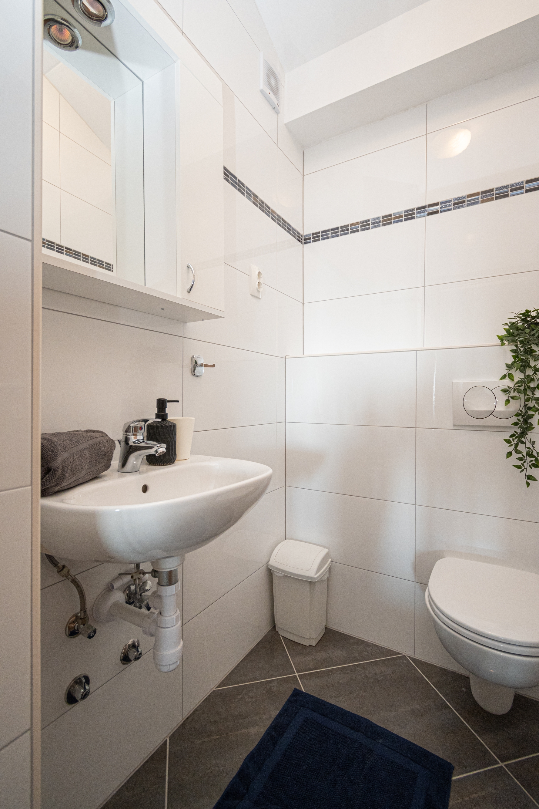 Two bedroom apartment with terrace and sea view Ljubač, Zadar  A-b