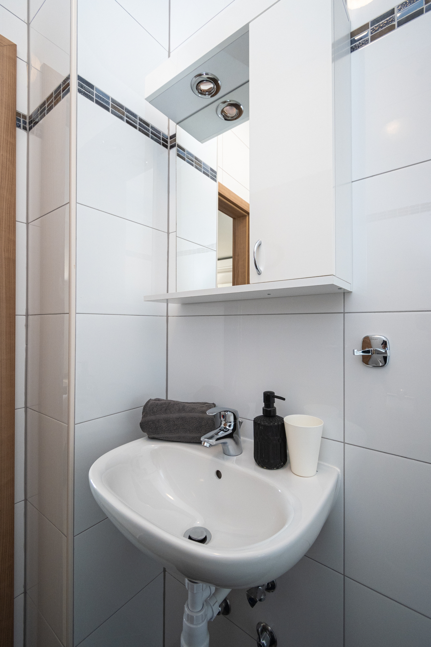 Two bedroom apartment with terrace and sea view Ljubač, Zadar  A-b