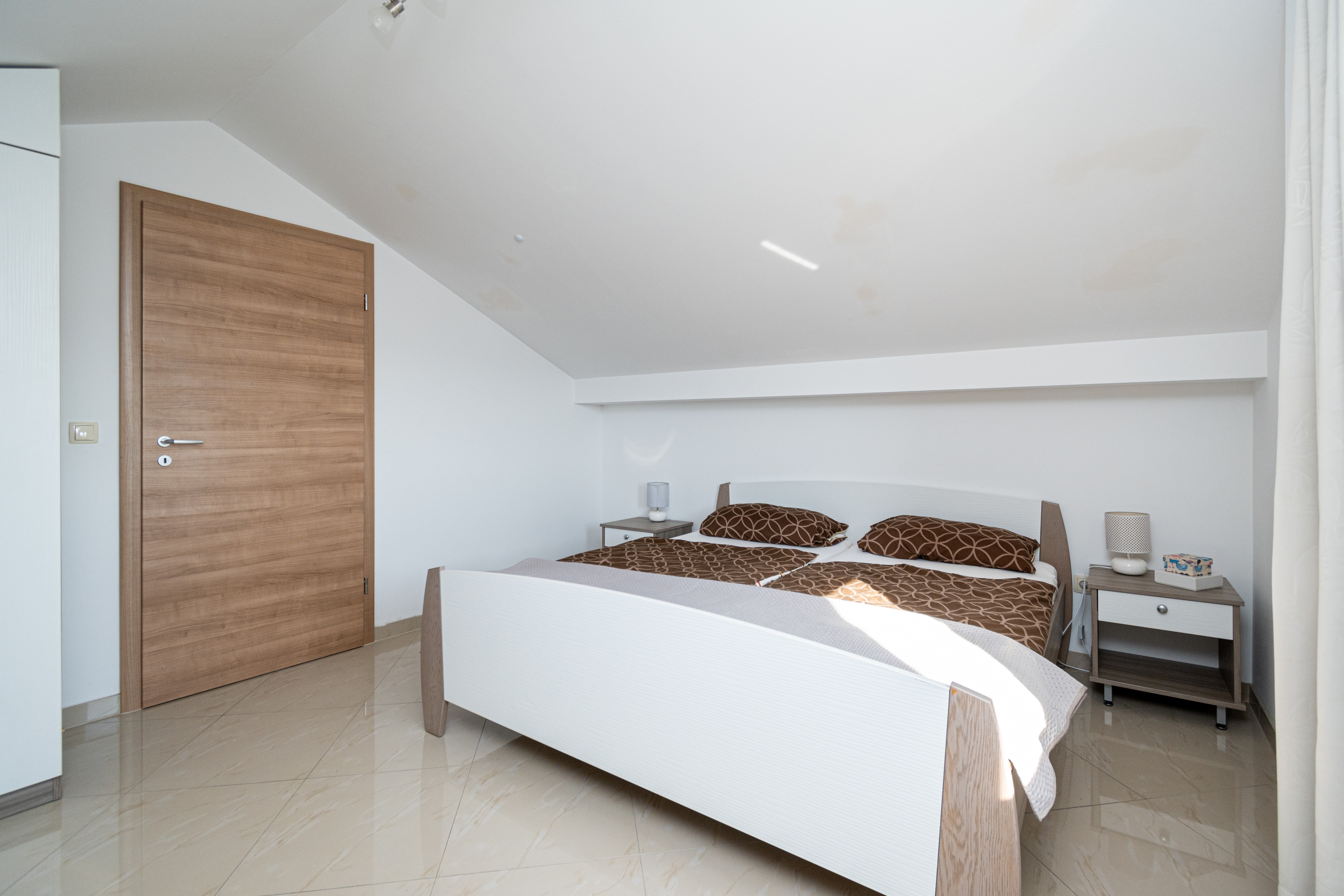 Two bedroom apartment with terrace and sea view Ljubač, Zadar  A-b