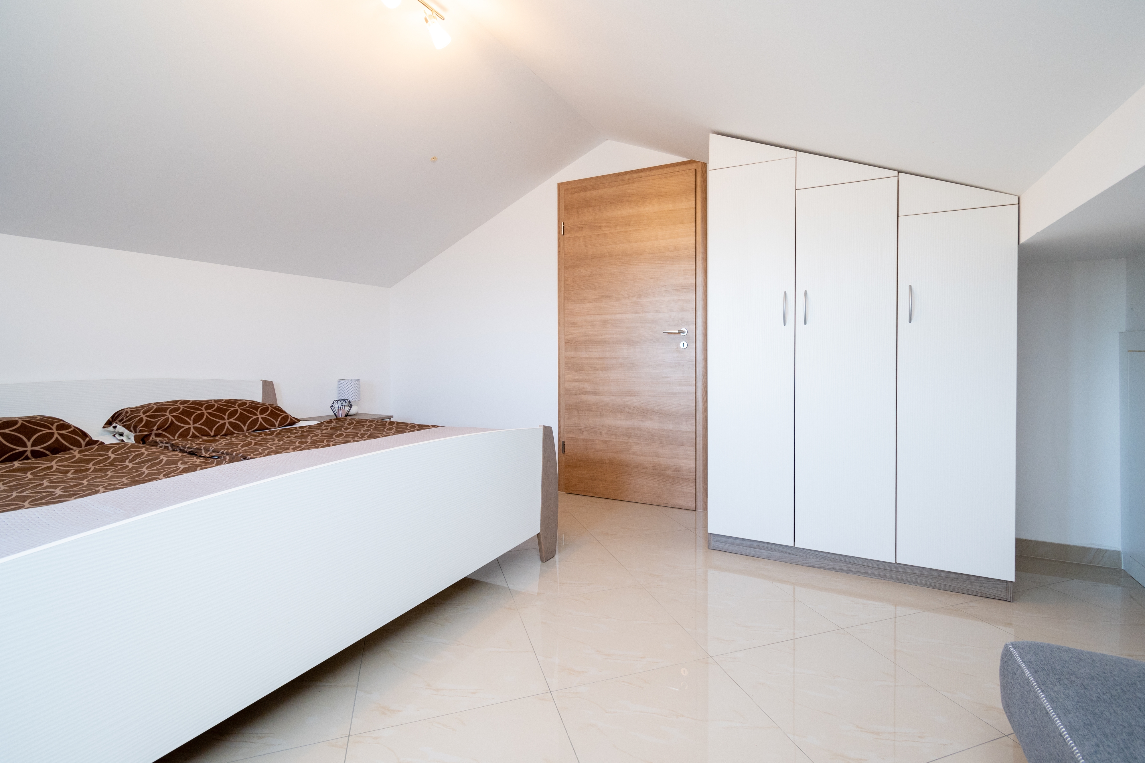 Two bedroom apartment with terrace and sea view Ljubač, Zadar  A-b
