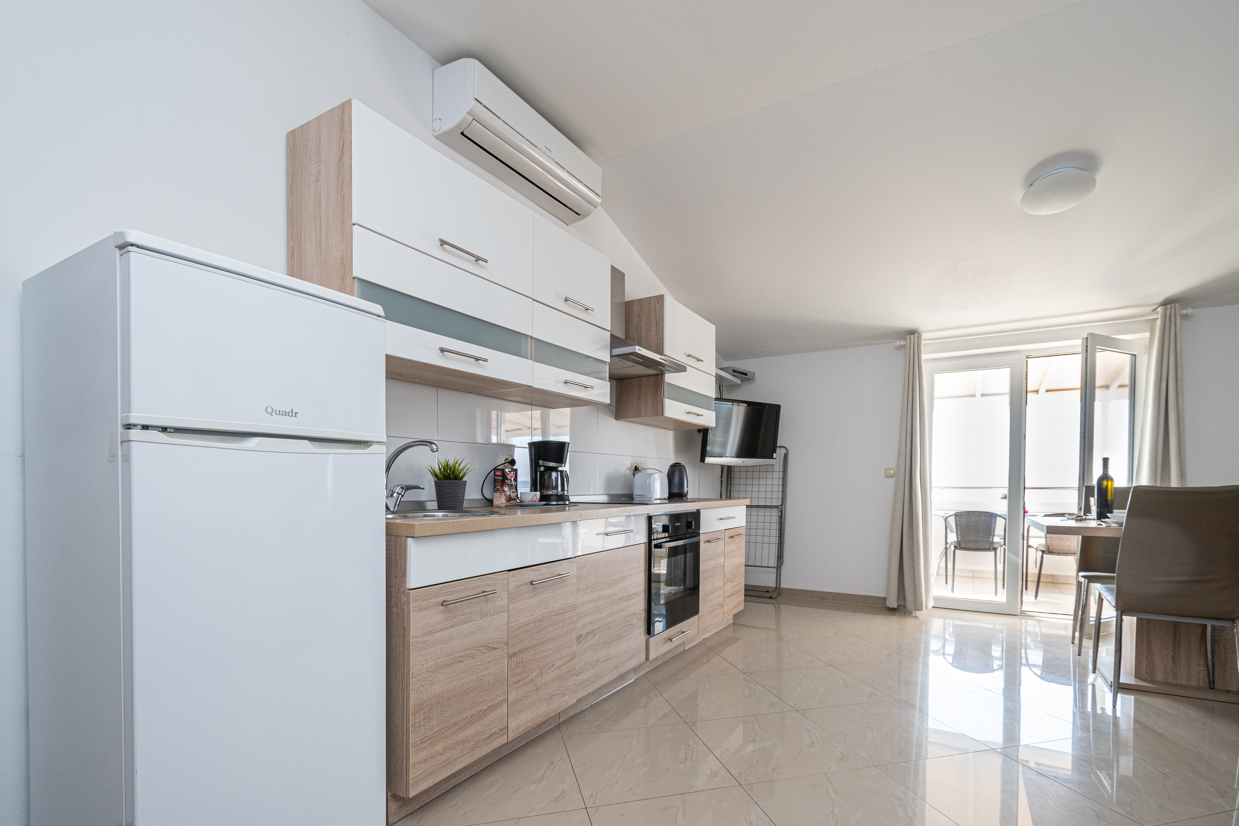 Two bedroom apartment with terrace and sea view Ljubač, Zadar  A-b