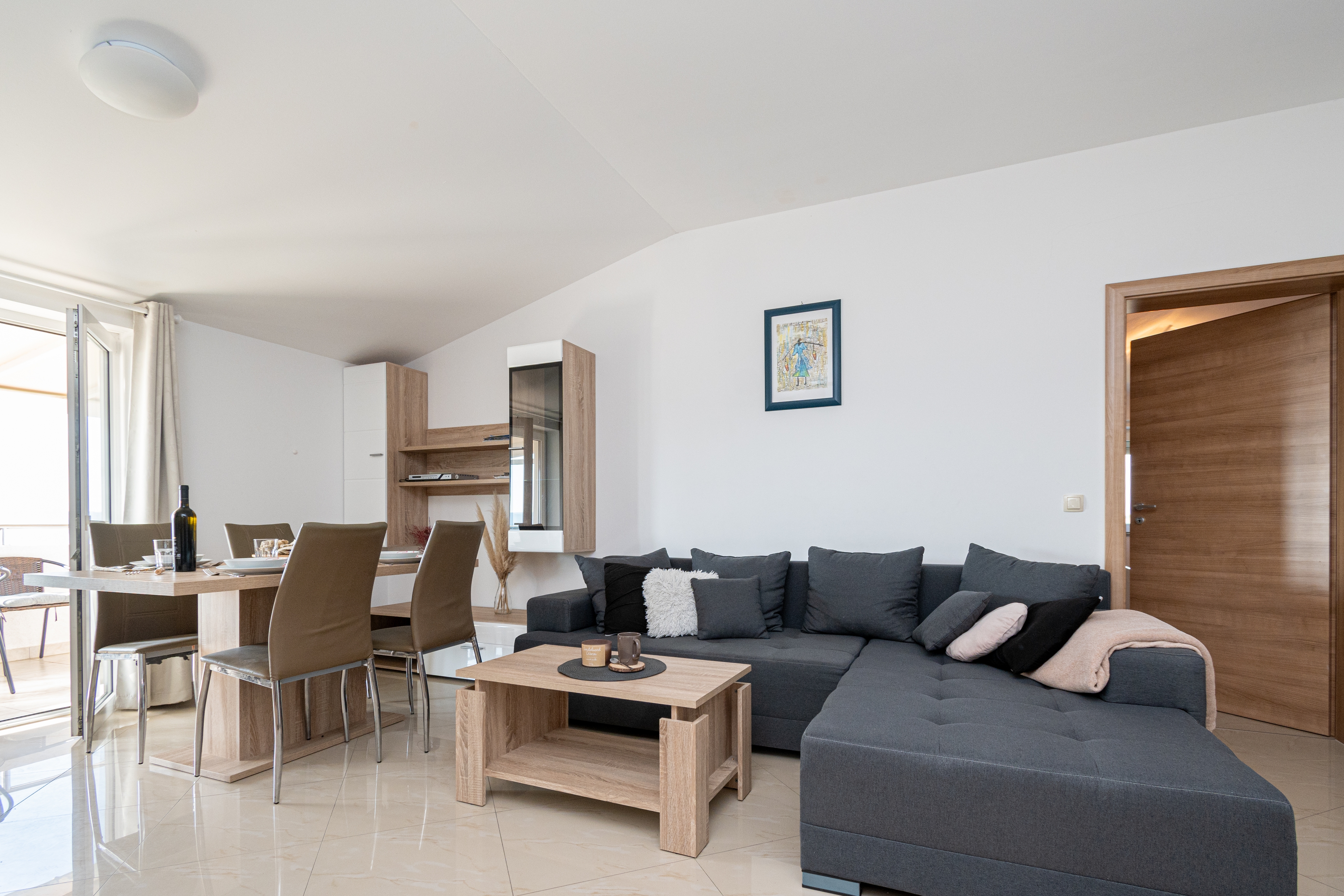 Two bedroom apartment with terrace and sea view Ljubač, Zadar  A-b