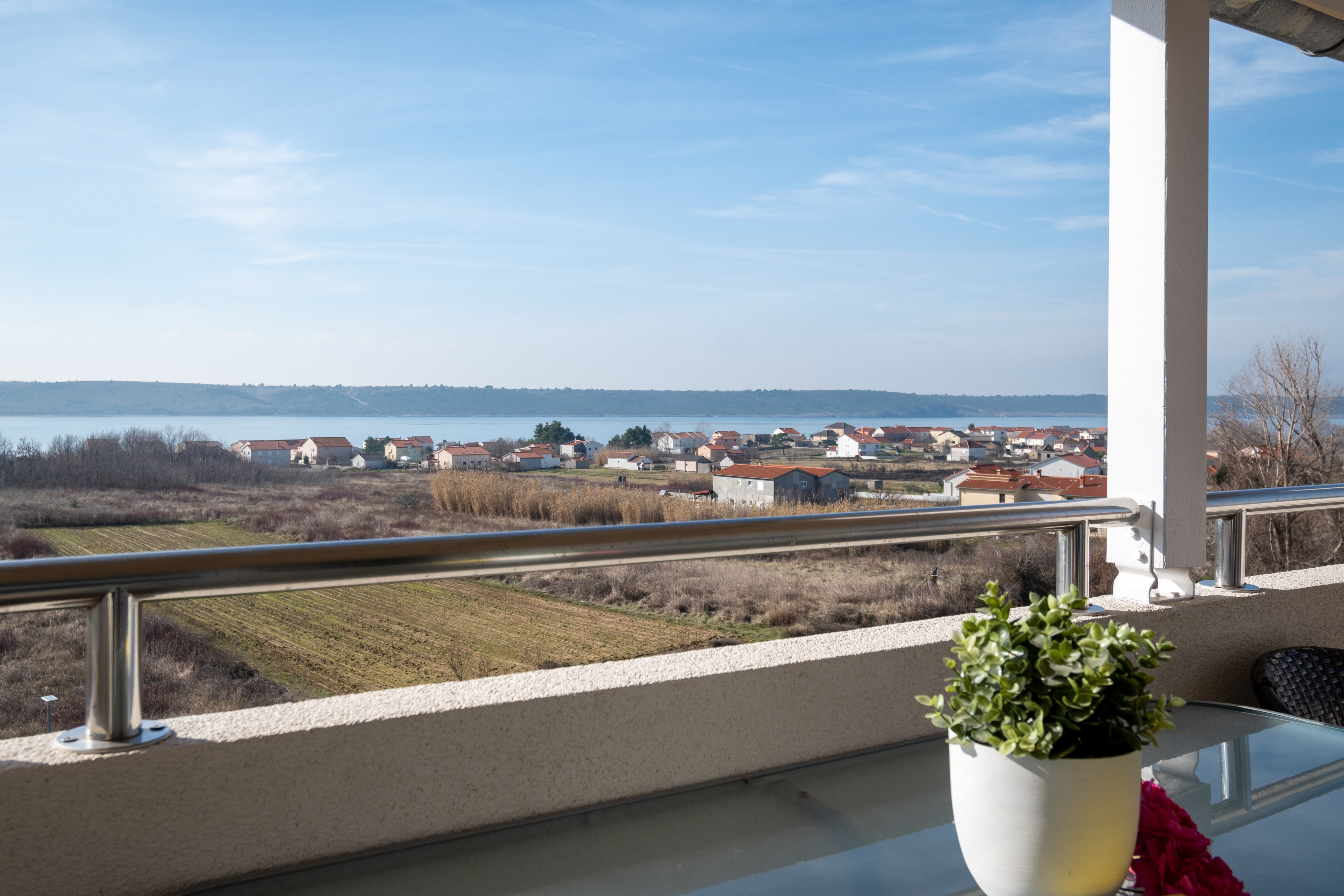 Two bedroom apartment with terrace and sea view Ljubač, Zadar  A-b