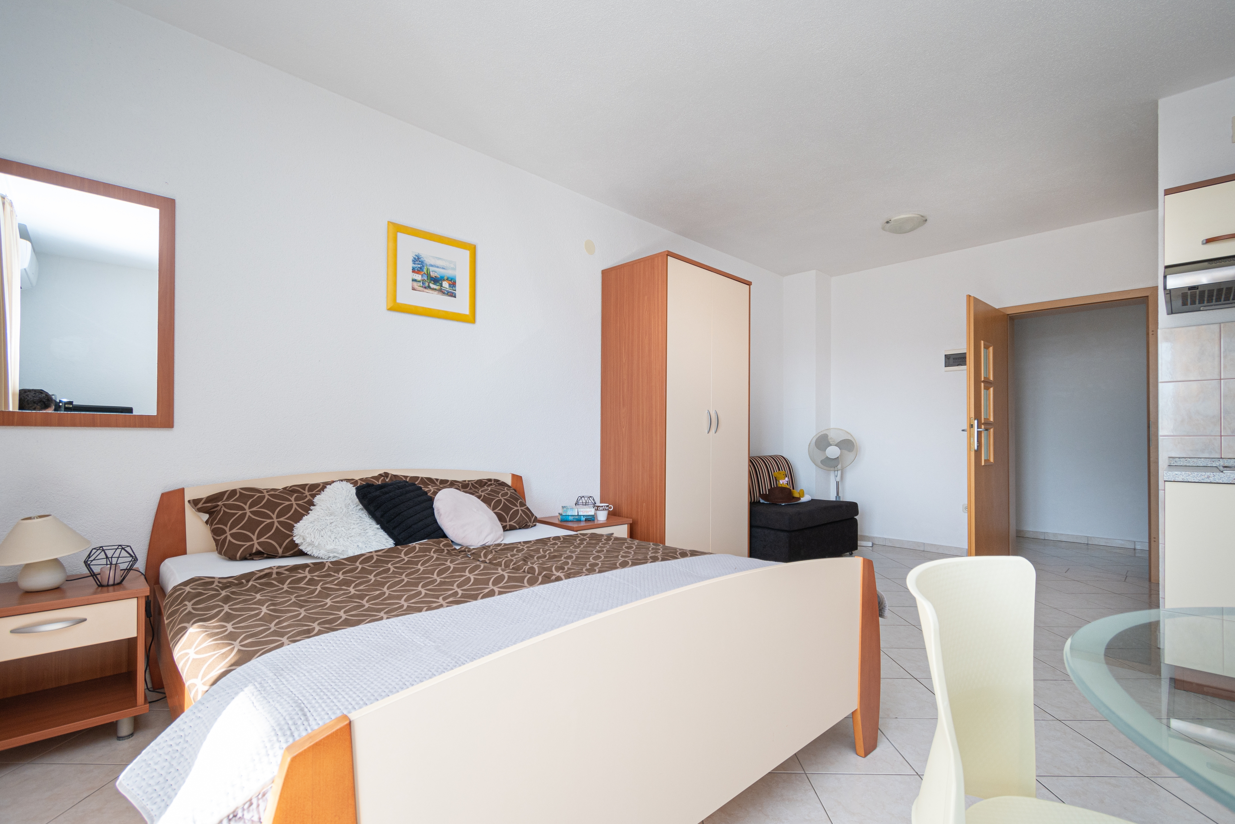 Studio flat with terrace and sea view Ljubač, Zadar  AS-a