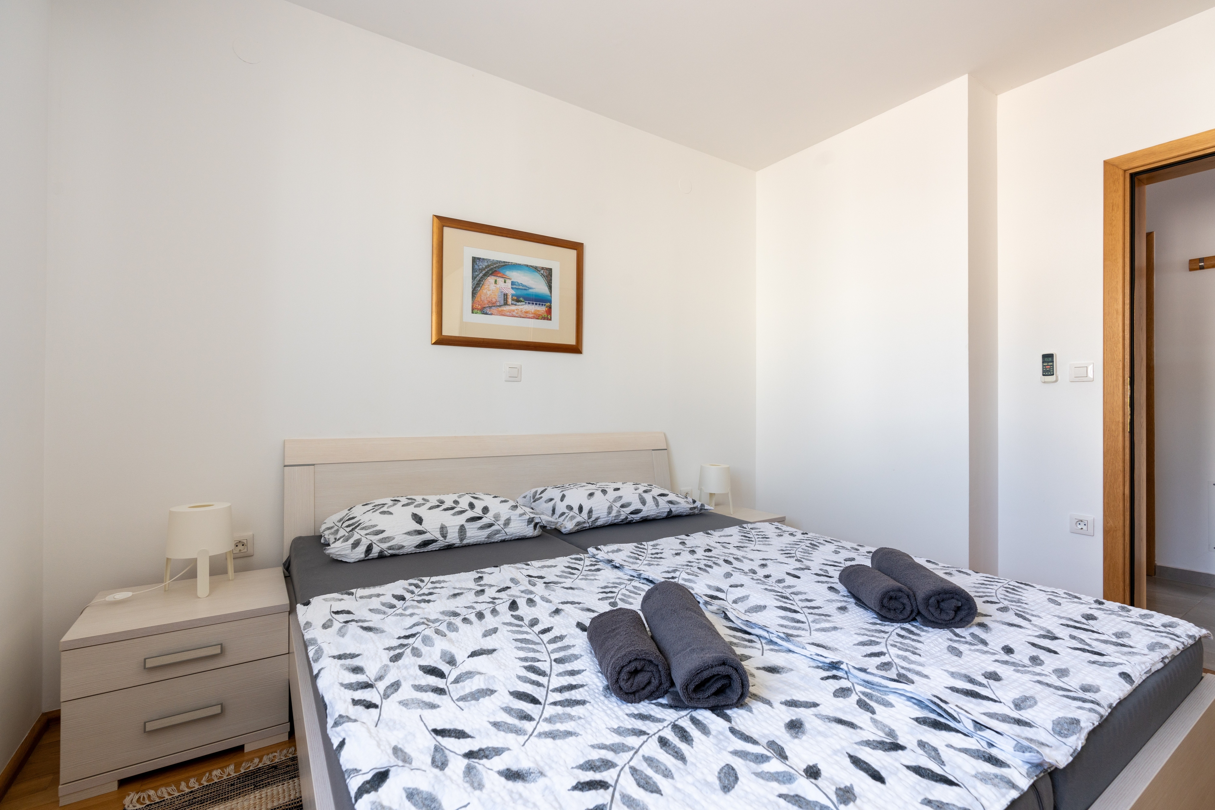 Two bedroom apartment near beach Omišalj, Krk  A-a