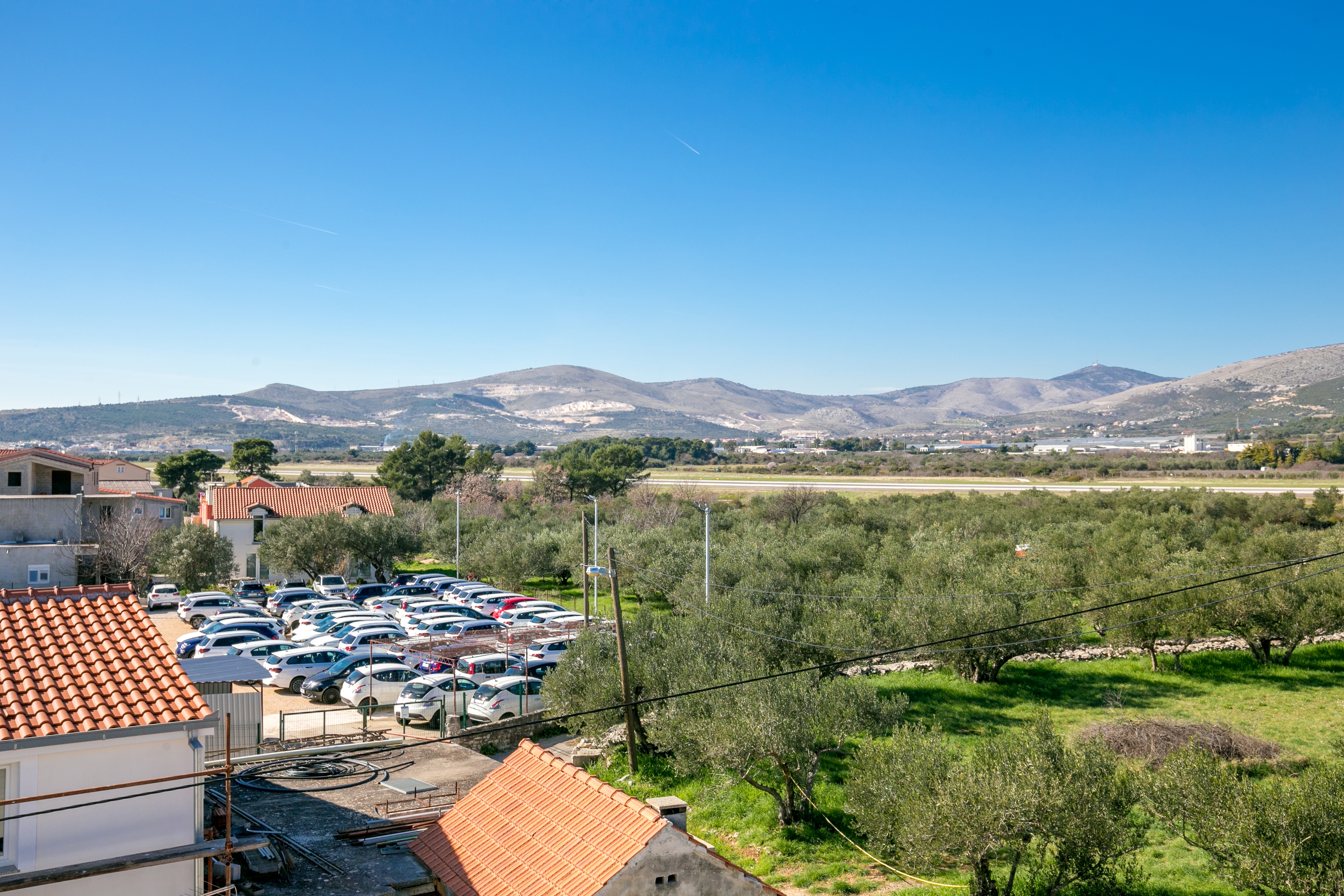 Four bedroom apartment with terrace and sea view Kaštel Štafilić, Kaštela  A-a