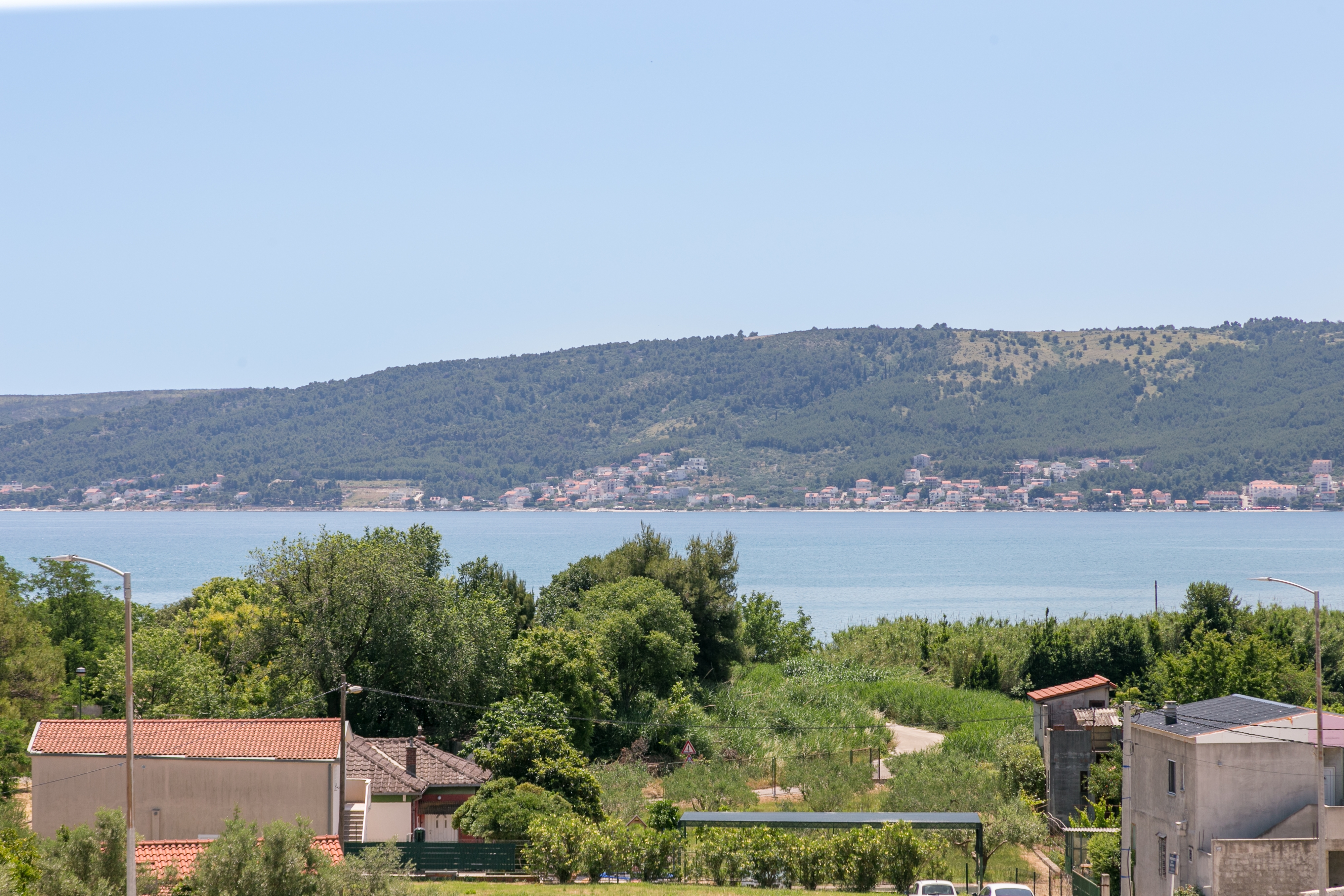 Four bedroom apartment with terrace and sea view Kaštel Štafilić, Kaštela  A-a