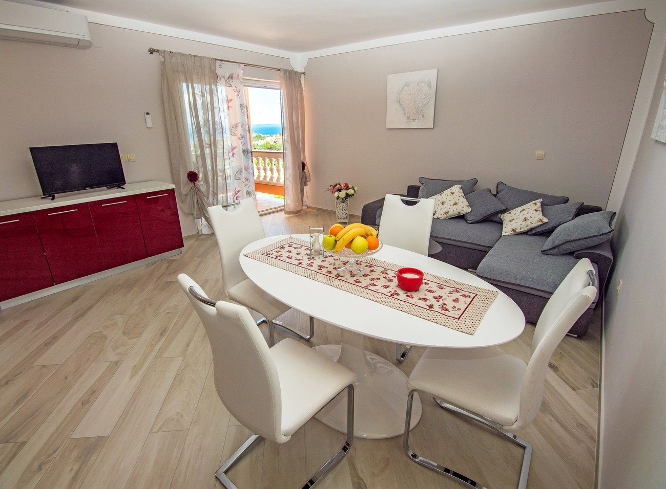 One bedroom apartment with balcony and sea view Banjol, Rab (A-21952-c)