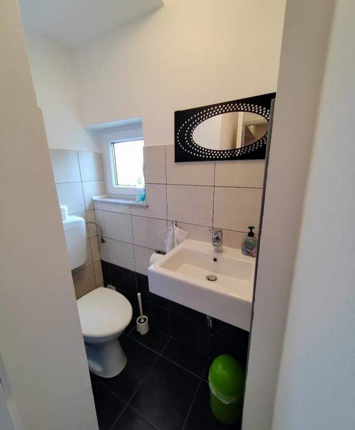 Two bedroom apartment near beach Barbat, Rab  A-a