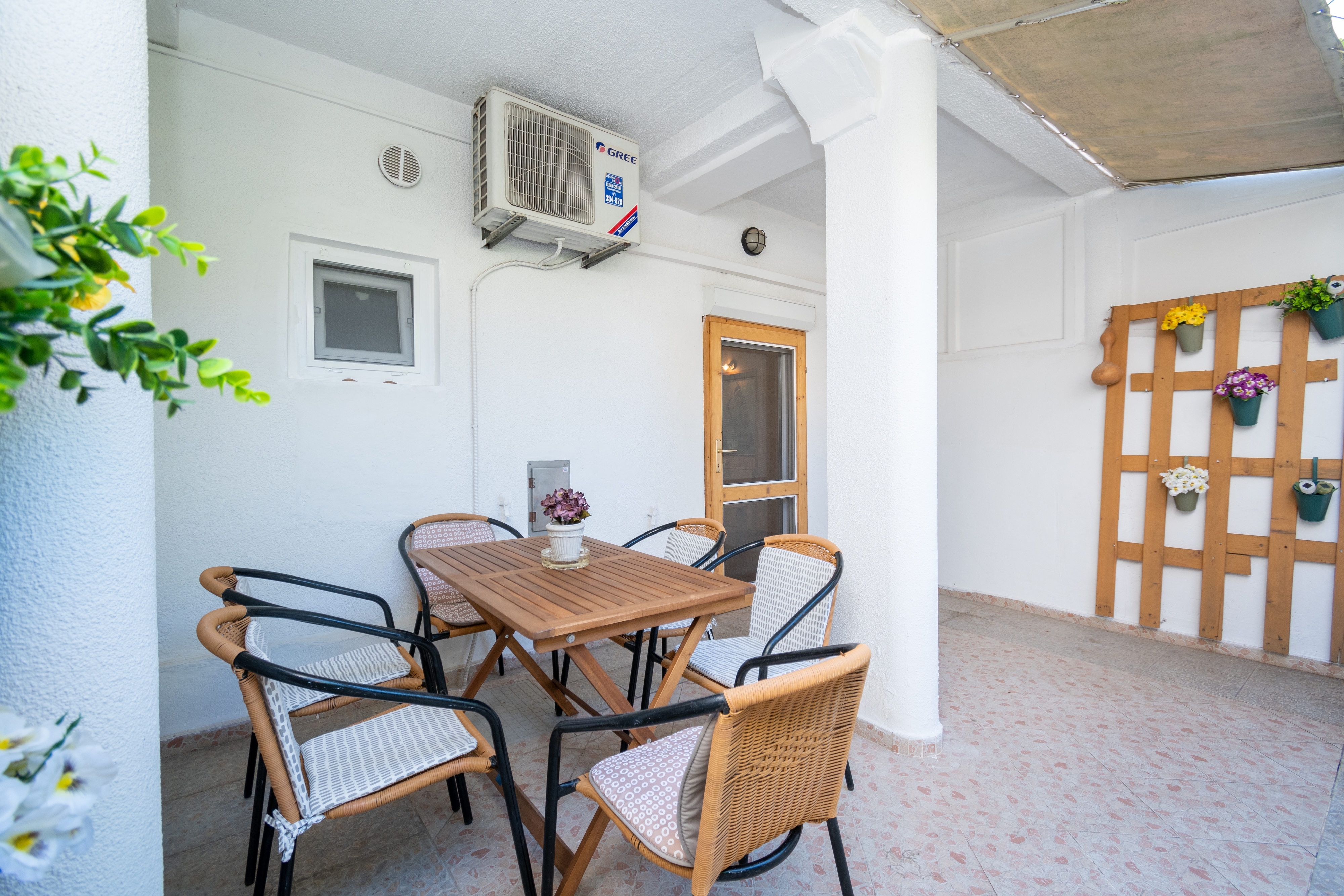 Two bedroom apartment with terrace Zadar  A-a