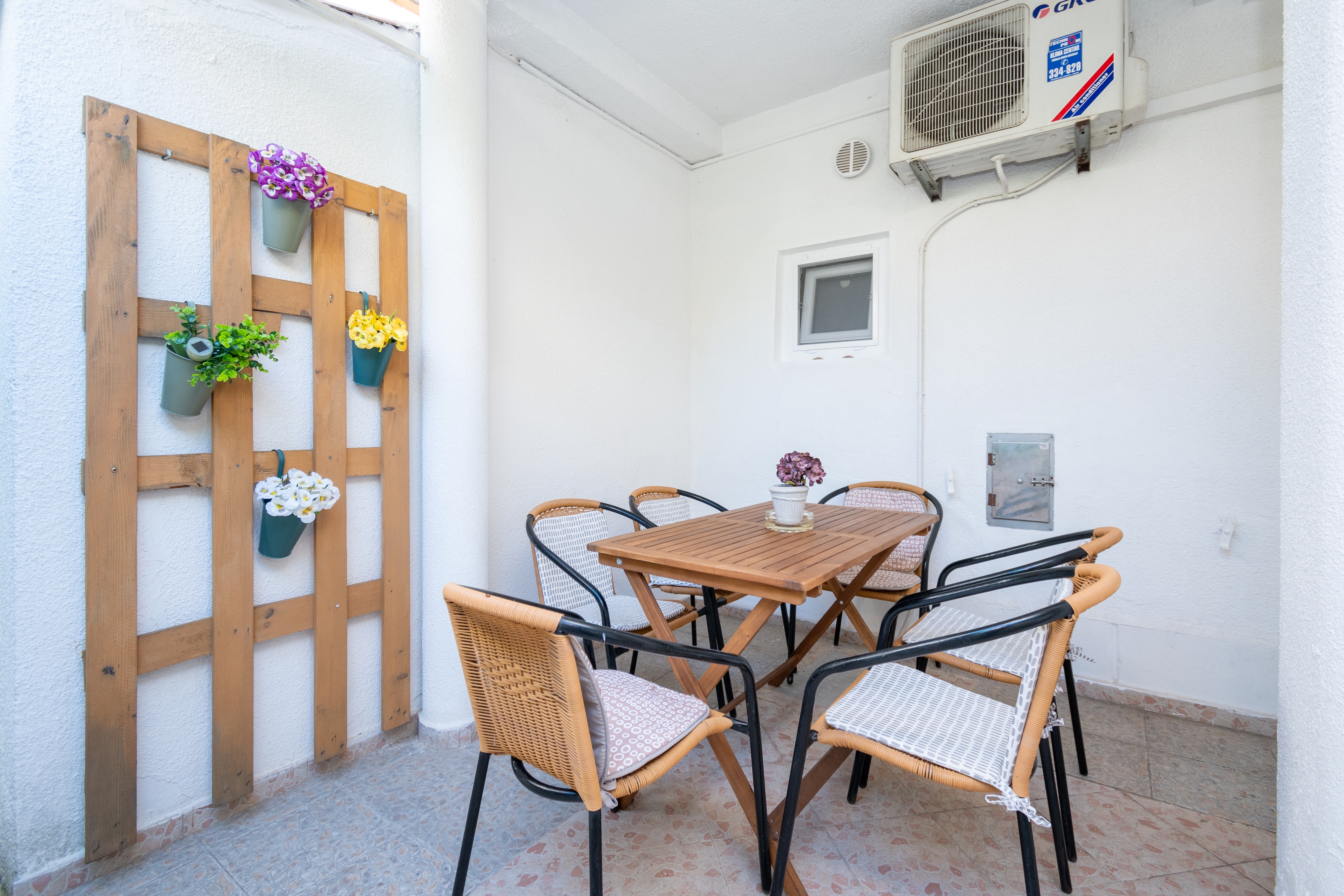 Two bedroom apartment with terrace Zadar  A-a