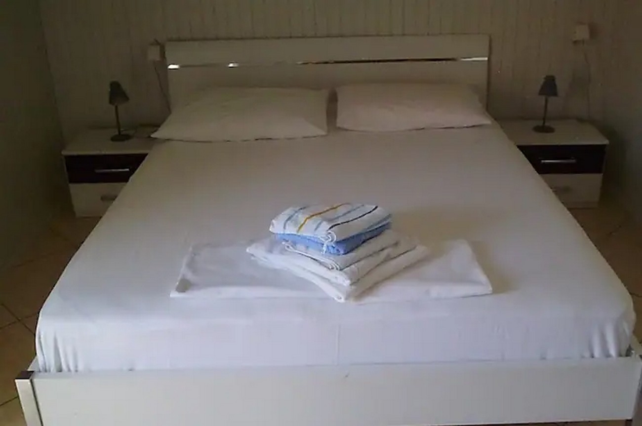 Studio flat near beach Pag (AS-21962-a)