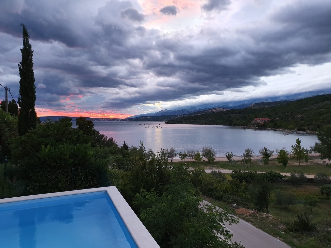 Four bedroom house with terrace and sea view Kruševo, Novigrad  K