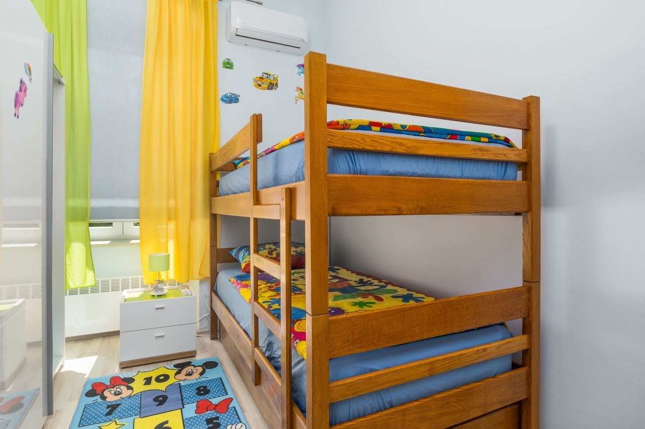 Dvosobni apartman s klimom Pula  A-a