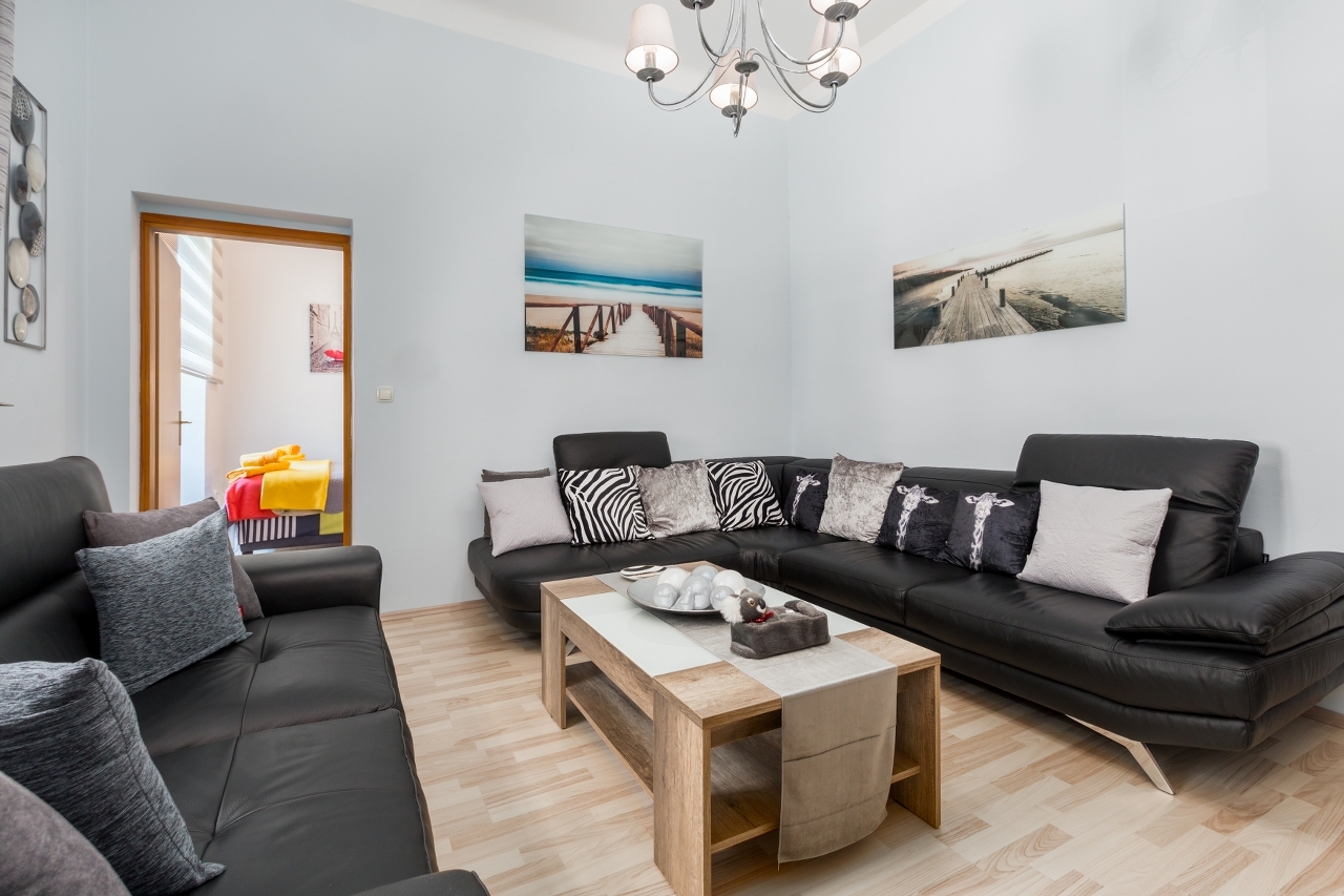 Dvosobni apartman s klimom Pula  A-a