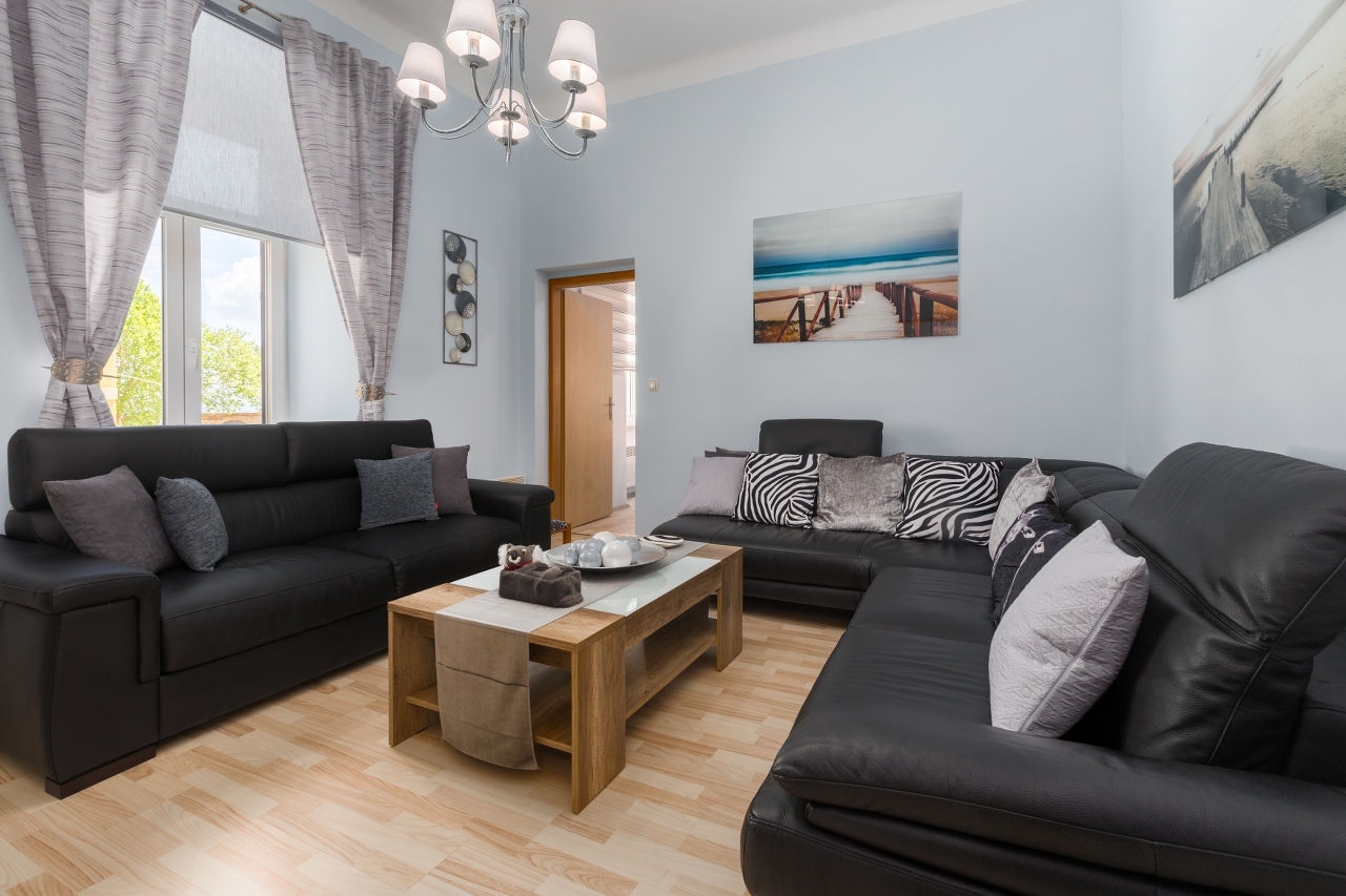 Dvosobni apartman s klimom Pula  A-a