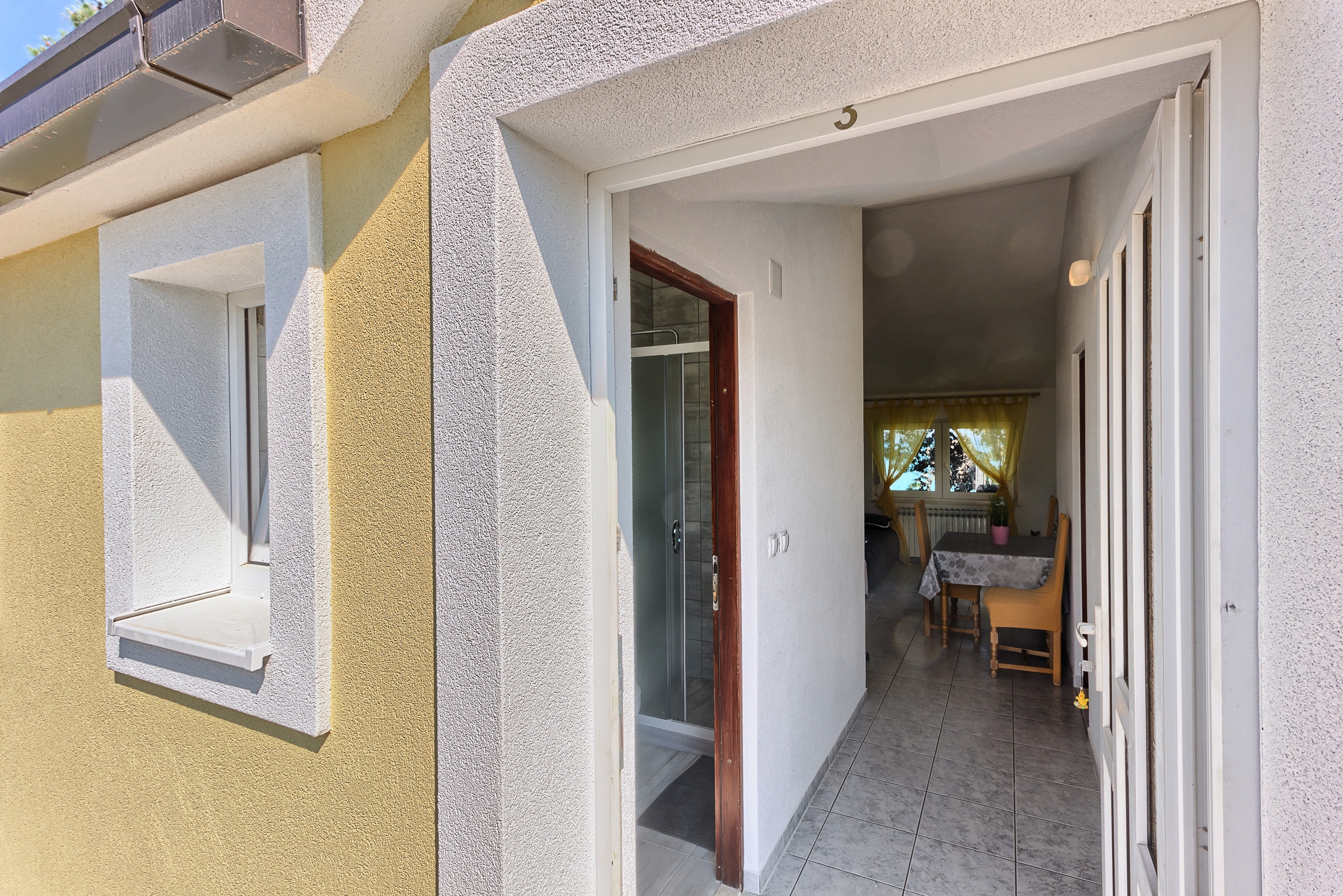Two bedroom apartment near beach Kaštel Štafilić, Kaštela  A-a
