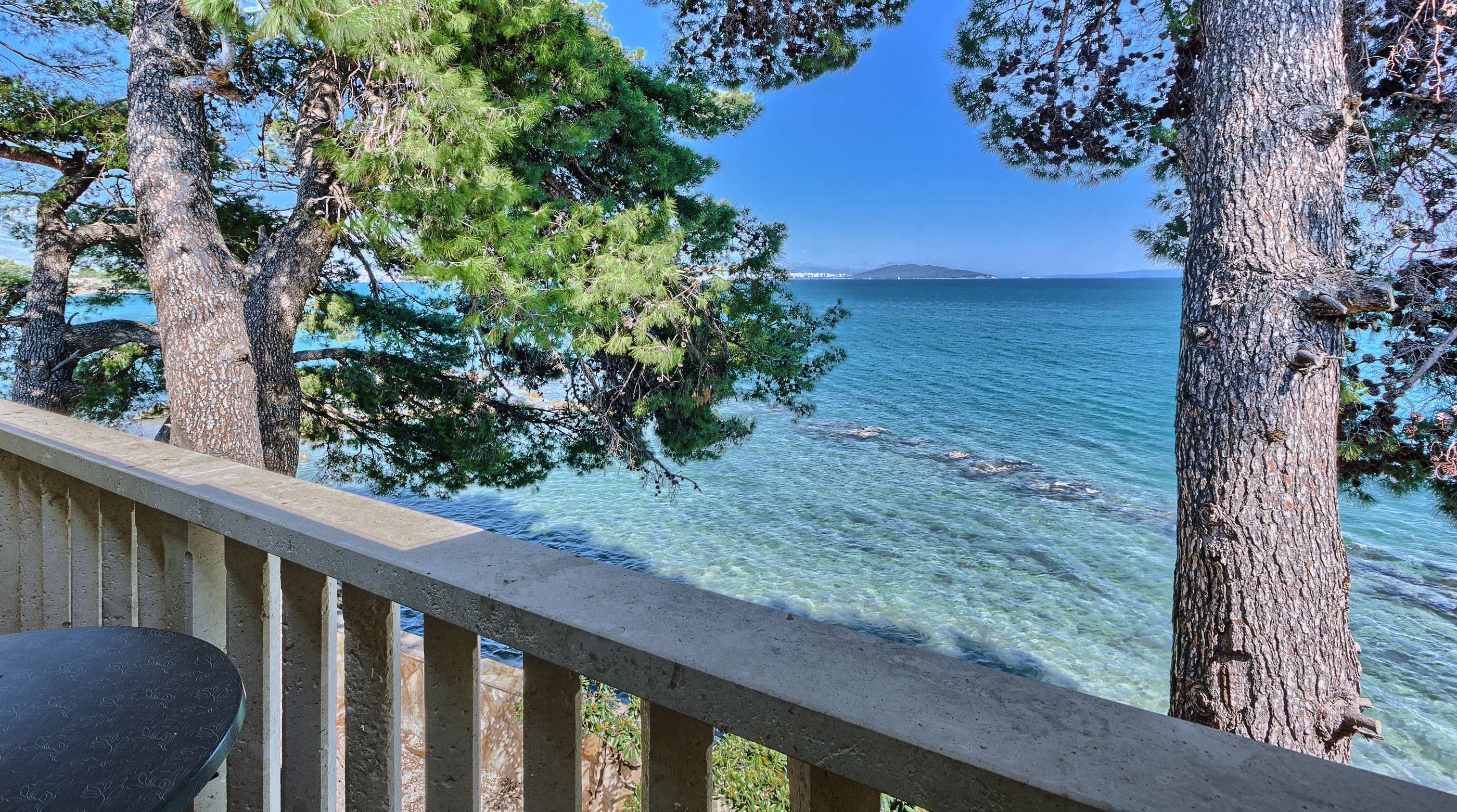 Two bedroom apartment near beach Kaštel Štafilić, Kaštela  A-b