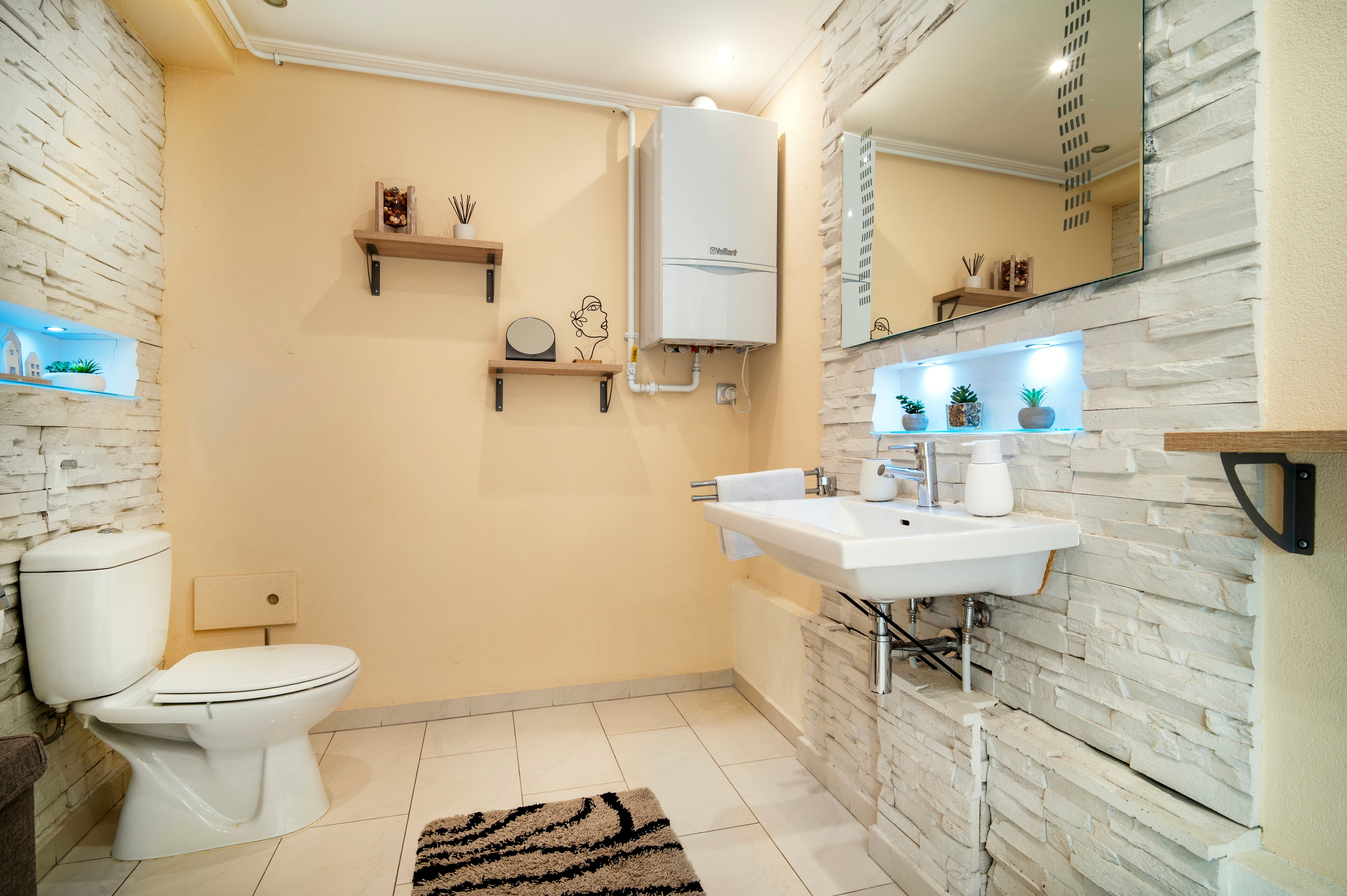 Four bedroom house with air-conditioning Novi Marof, Zagorje  K
