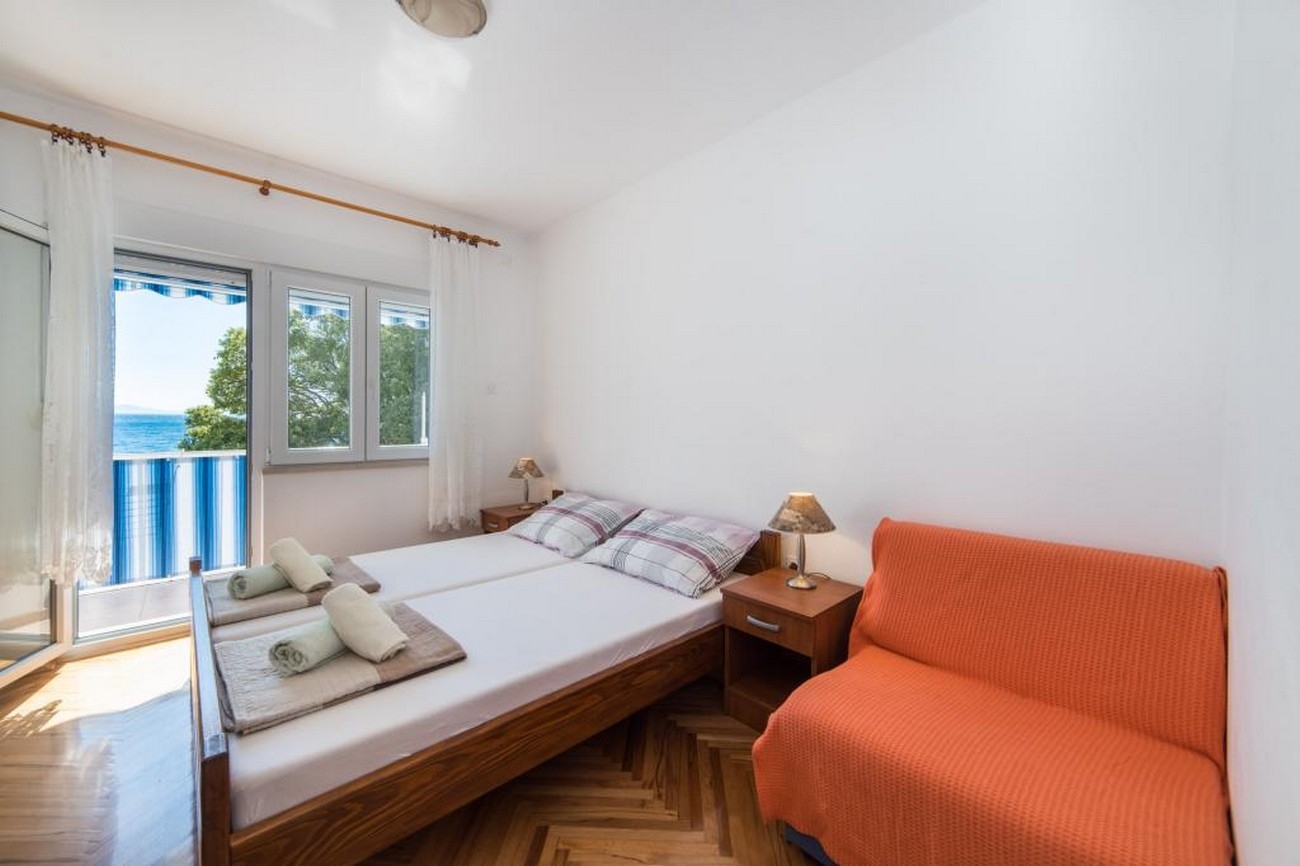 Studio flat near beach Gradac, Makarska (AS-21986-a) Studio flat near beach Gradac, Makarska (AS-21986-a)