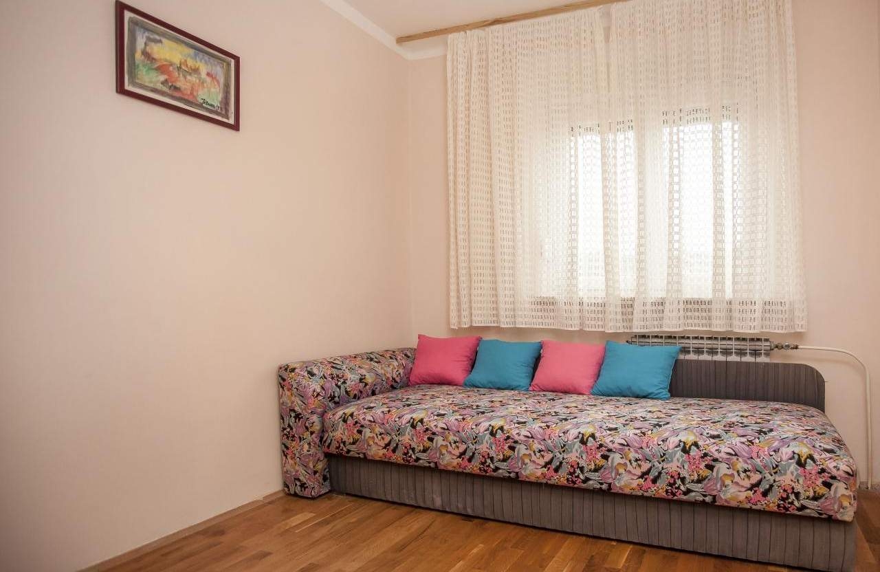 Two bedroom apartment with balcony Rovinj (A-21989-a)