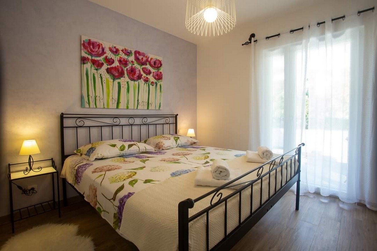 Two bedroom apartment near beach Bušinci, Čiovo  A-a