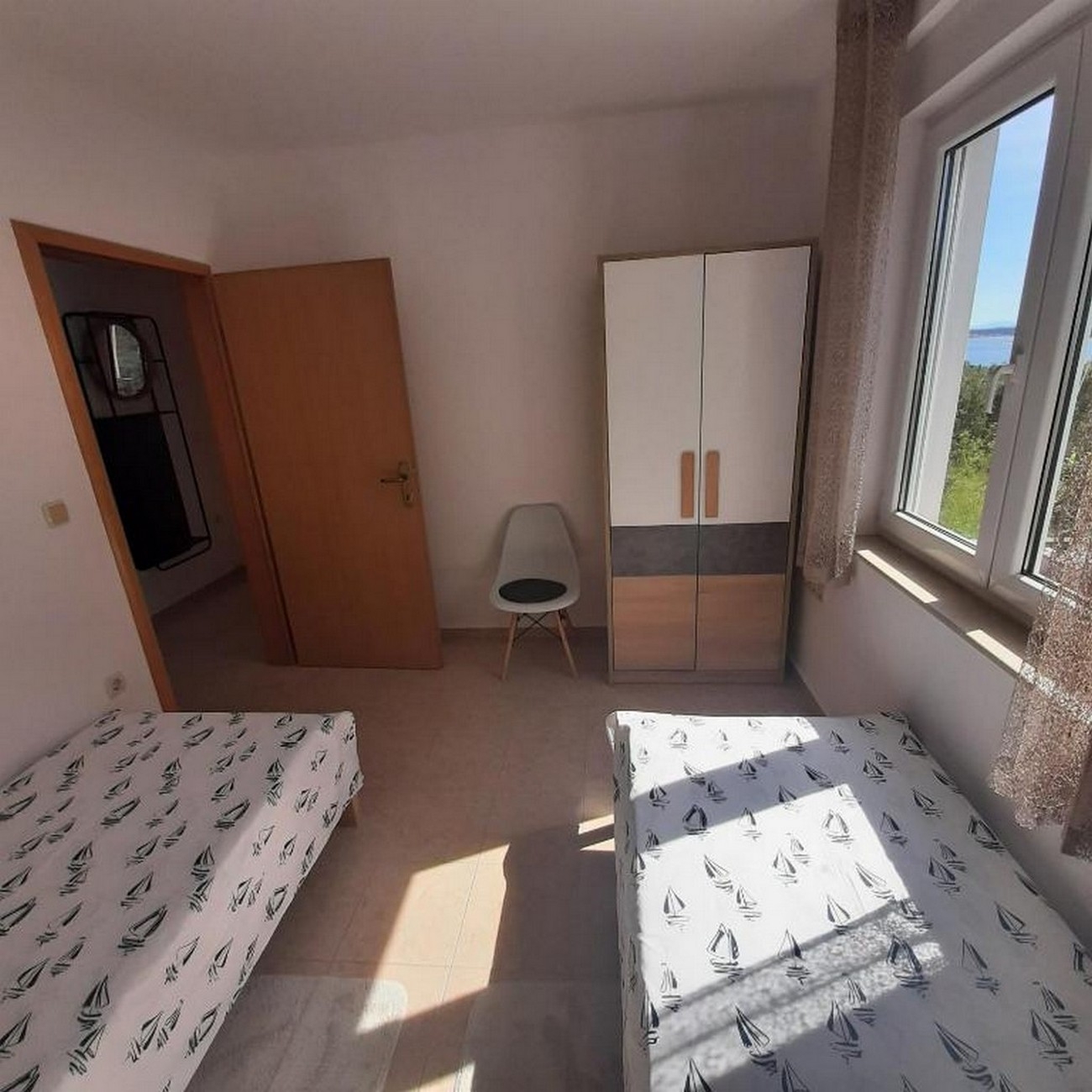 Two bedroom apartment with terrace and sea view Kraj, Pašman  A-a