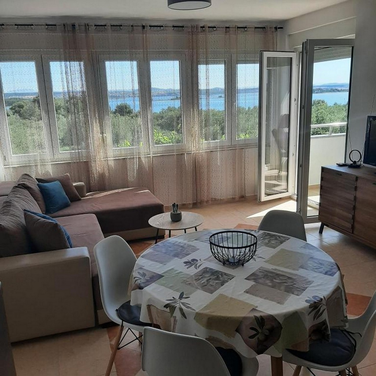 Two bedroom apartment with terrace and sea view Kraj, Pašman  A-a