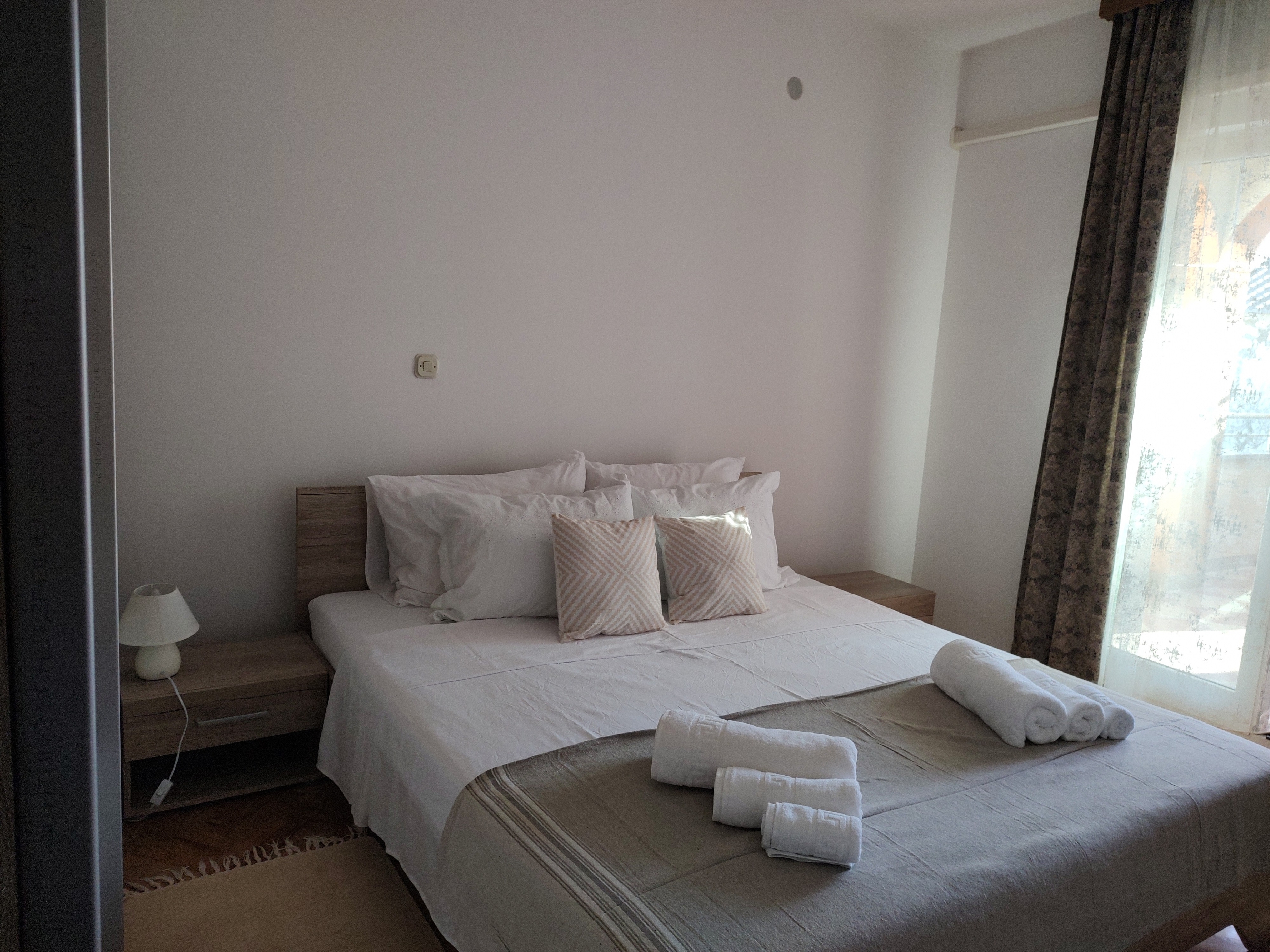 Three bedroom apartment with terrace and sea view Rtina - Miočići, Zadar  A-a