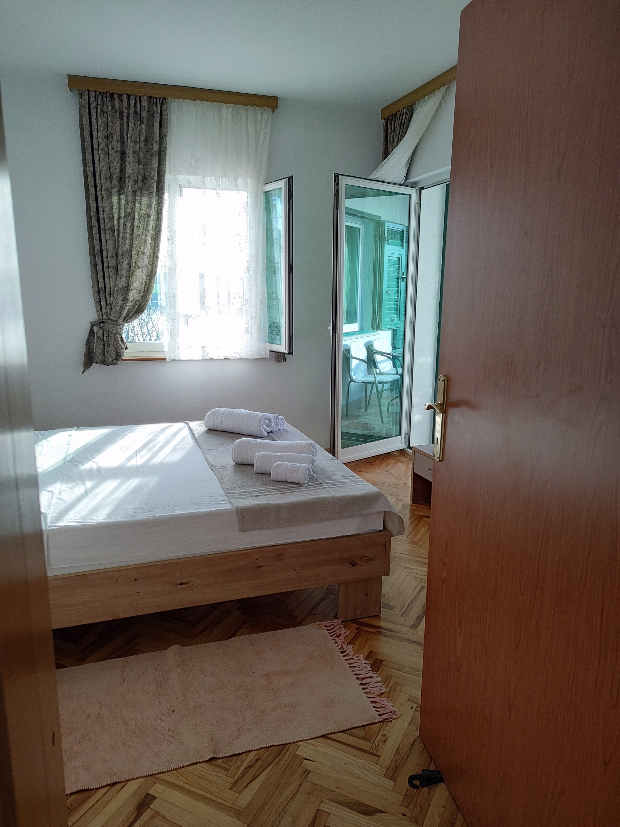 Three bedroom apartment with terrace and sea view Rtina - Miočići, Zadar  A-a
