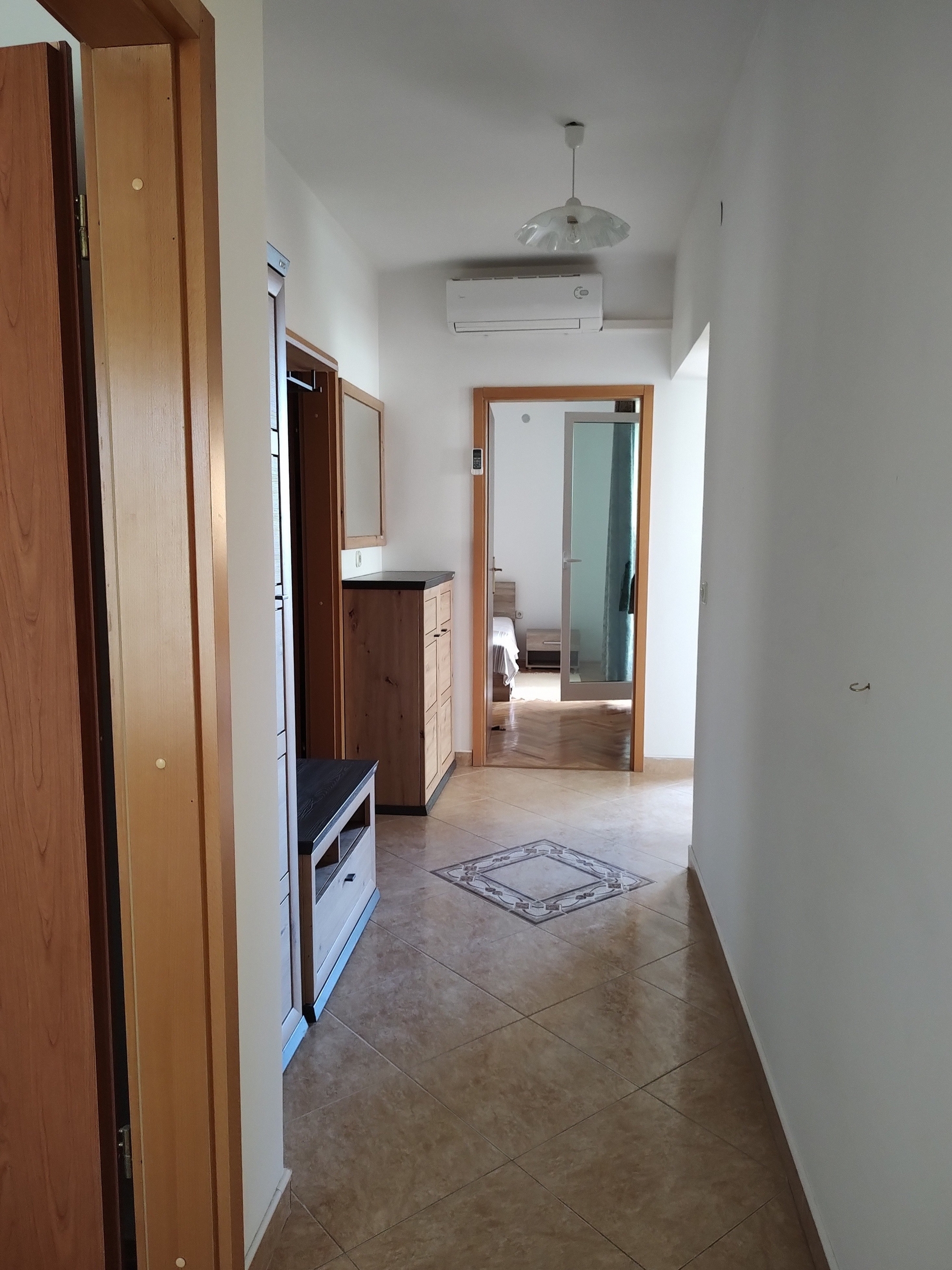 Three bedroom apartment with terrace and sea view Rtina - Miočići, Zadar  A-a