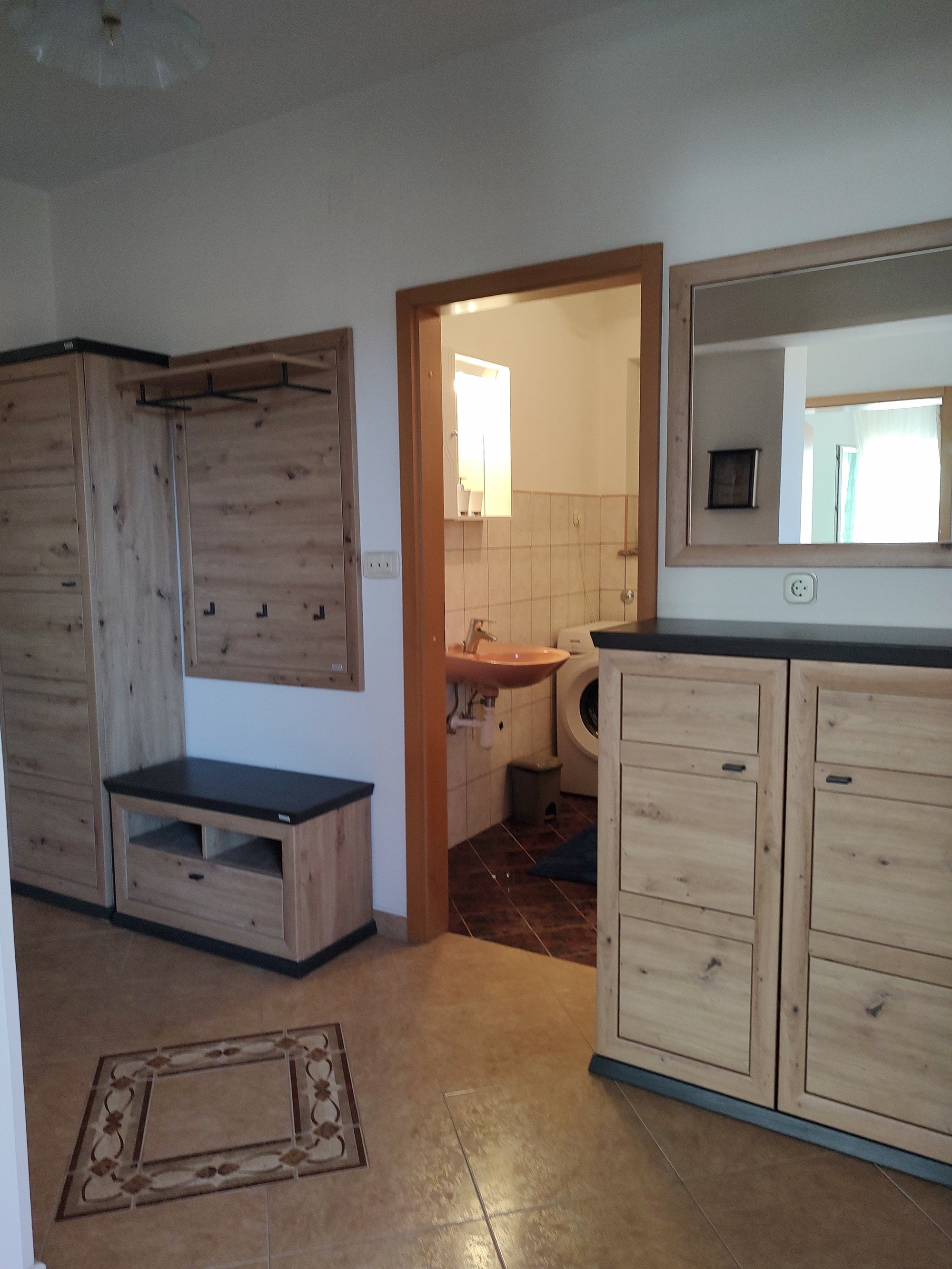 Three bedroom apartment with terrace and sea view Rtina - Miočići, Zadar  A-a