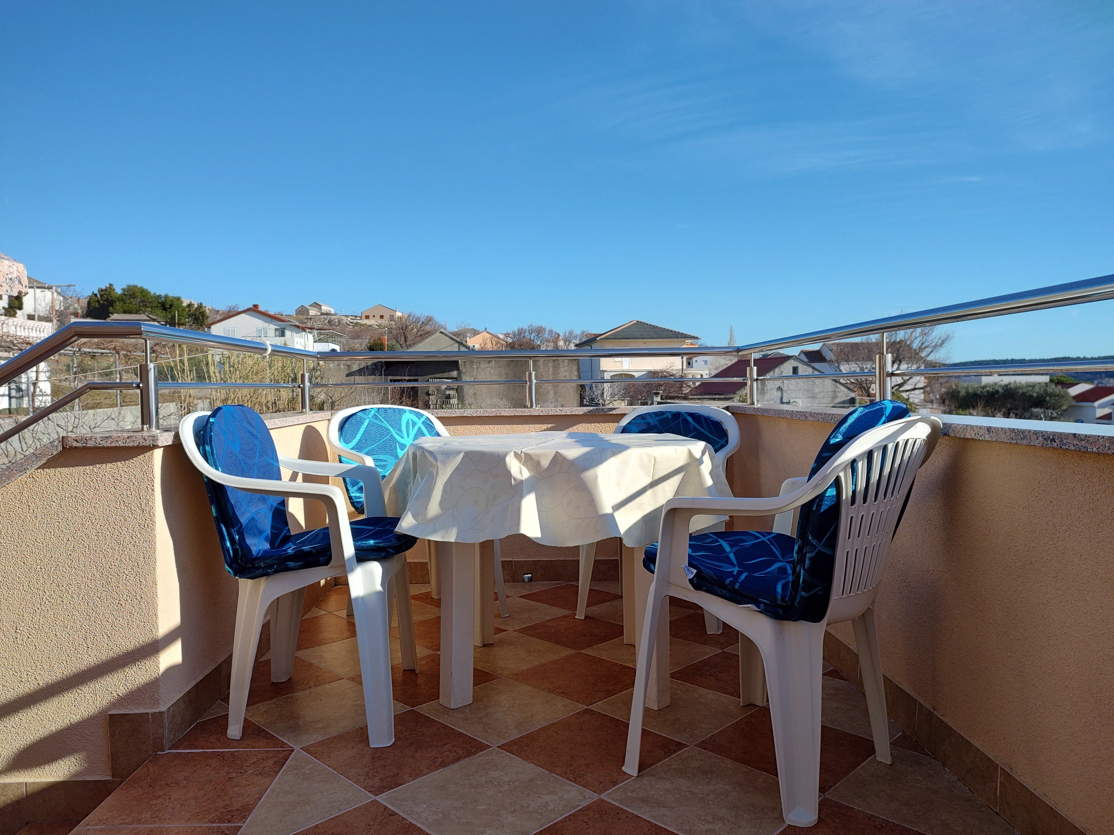 Three bedroom apartment with terrace and sea view Rtina - Miočići, Zadar  A-a