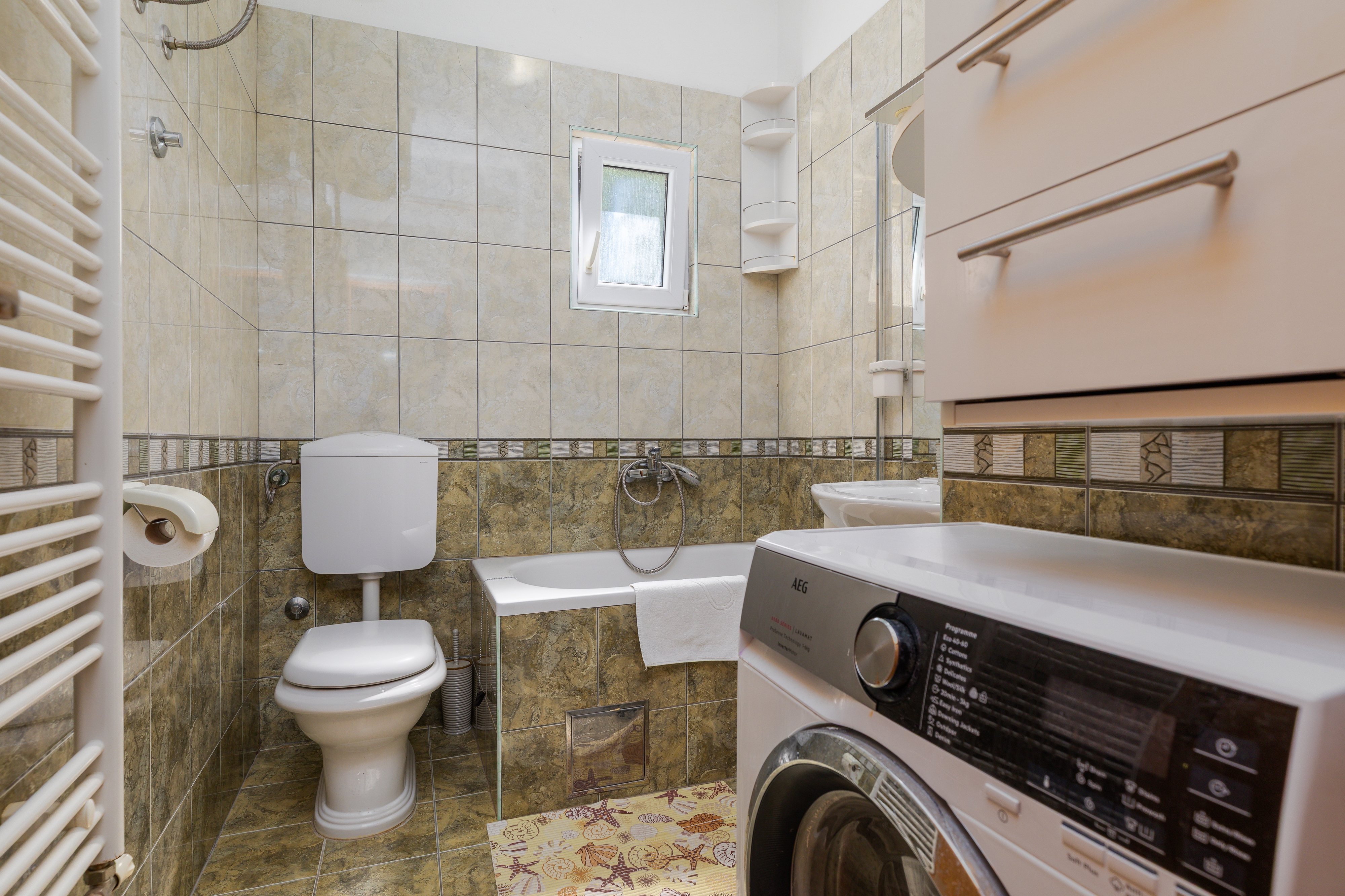 One bedroom apartment with terrace Tučepi, Makarska  A-a