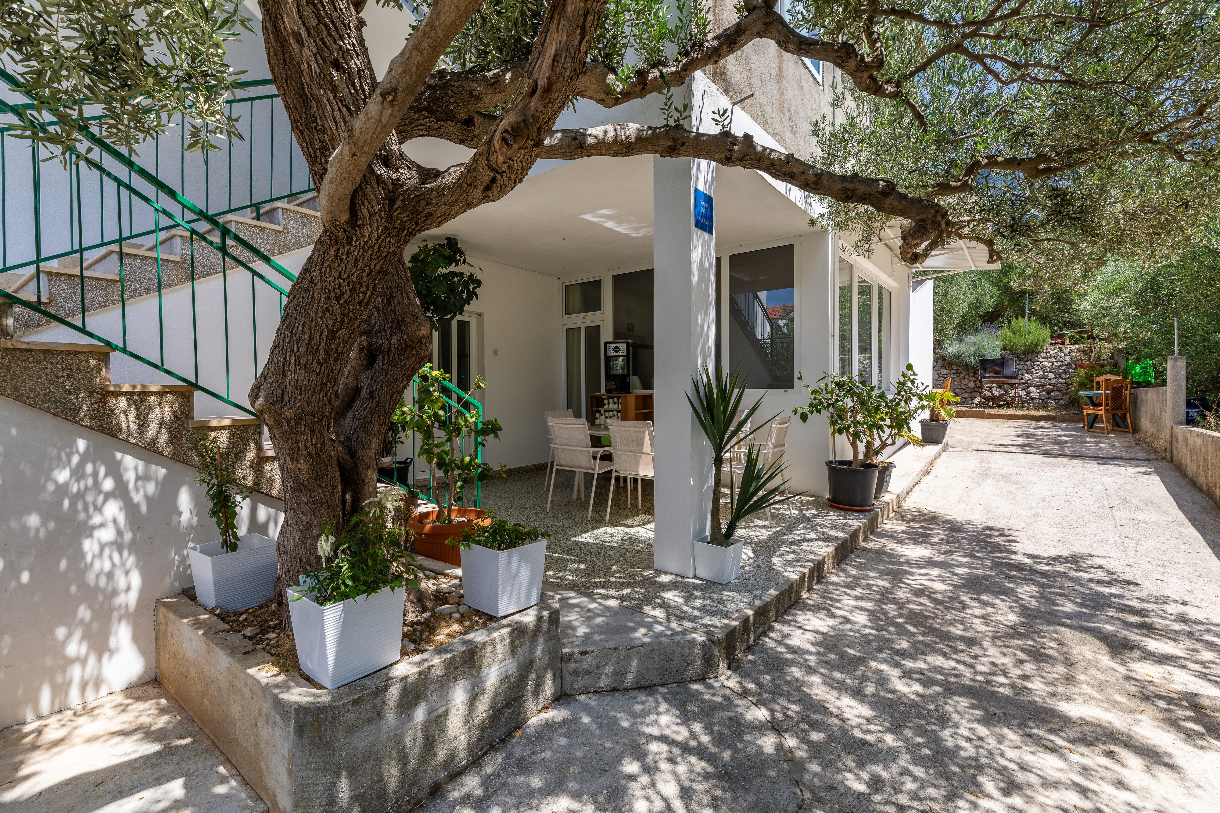 Two bedroom apartment with balcony and sea view Tučepi, Makarska (A-22005-b) Two bedroom apartment with balcony and sea view Tučepi, Makarska (A-22005-b)