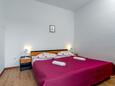 Ložnice 1 Valbandon, Ložnice 1 v ubytování typu apartment, domácí mazlíčci povoleni a WiFi.