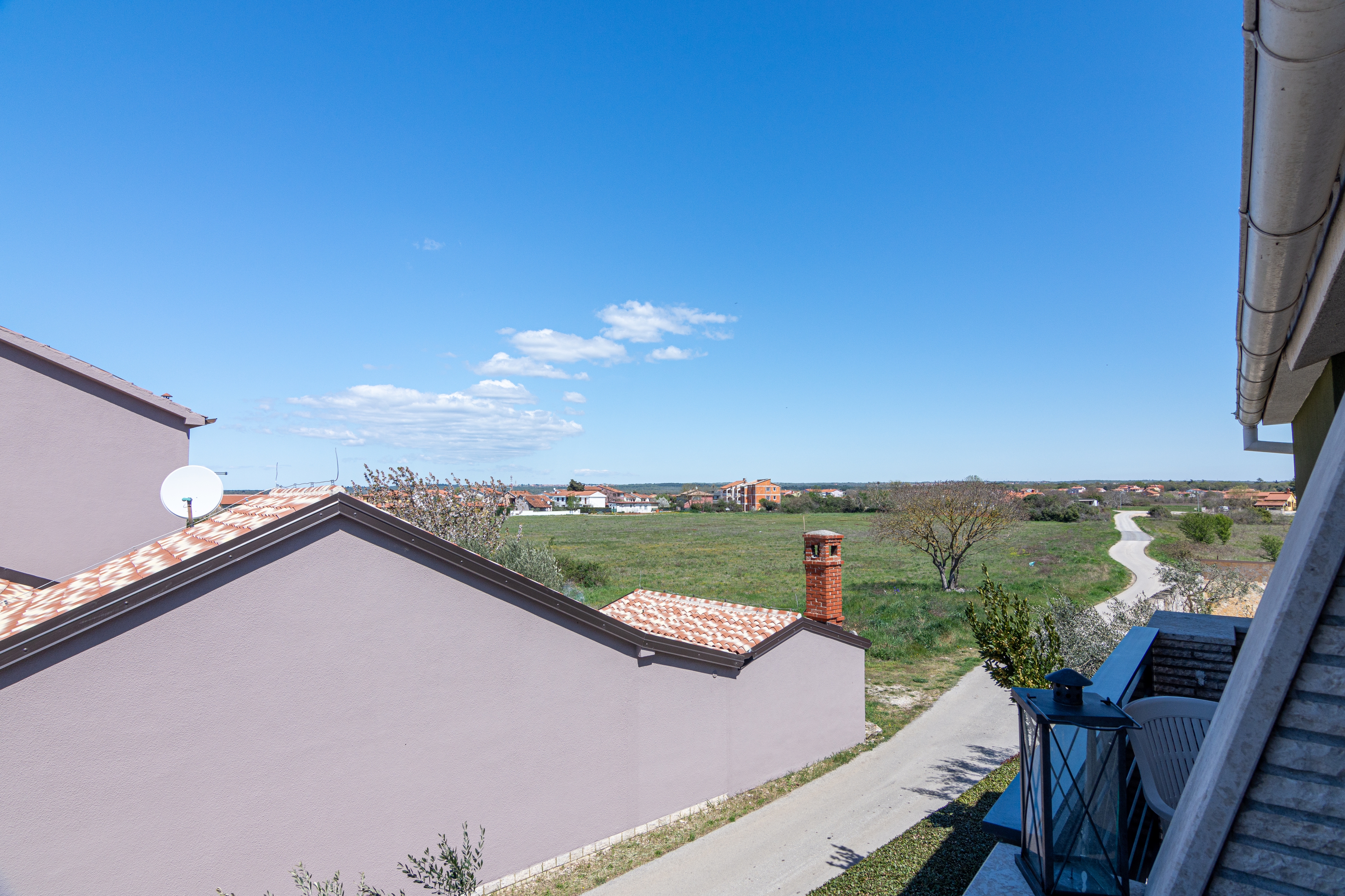 Two bedroom apartment with terrace Valbandon, Fažana  A-c