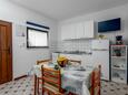 Dining room Valbandon, Dining room in the apartment, air condition available, (pet friendly) and WiFi.