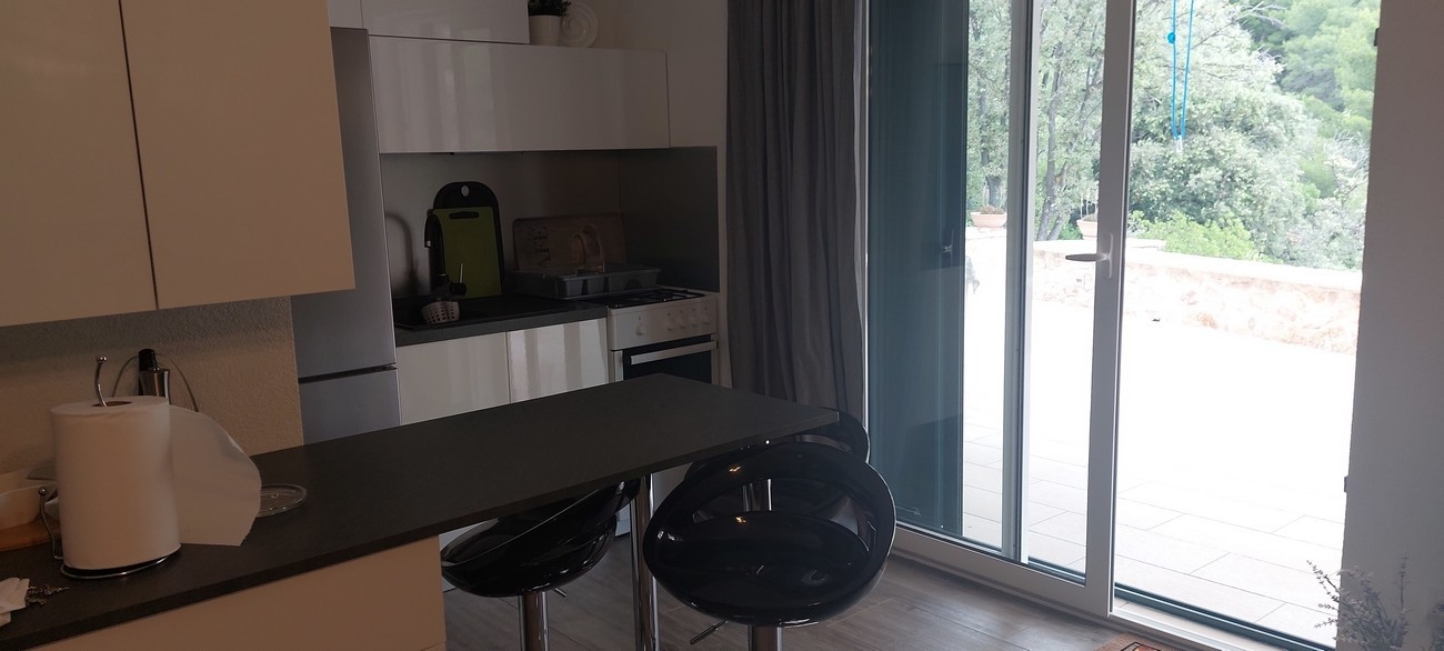 Top Hvar Medvidina Top Hvar Medvidina