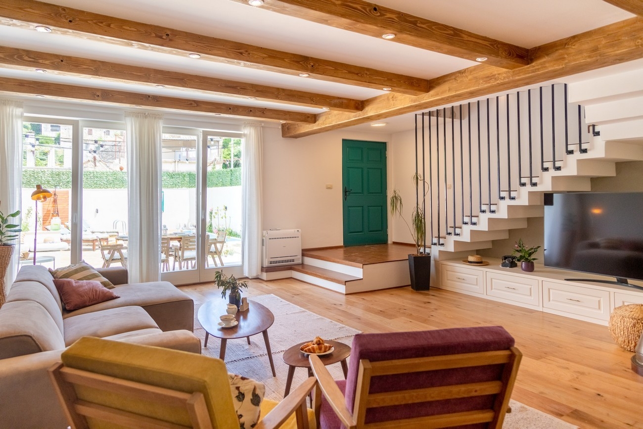 Three bedroom house with terrace Jelsa, Hvar  K