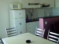 Rovinj, Dining room in the apartment, air condition available and WiFi.